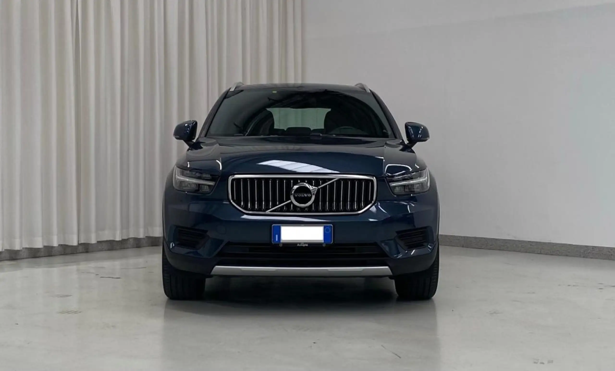 Volvo - XC40