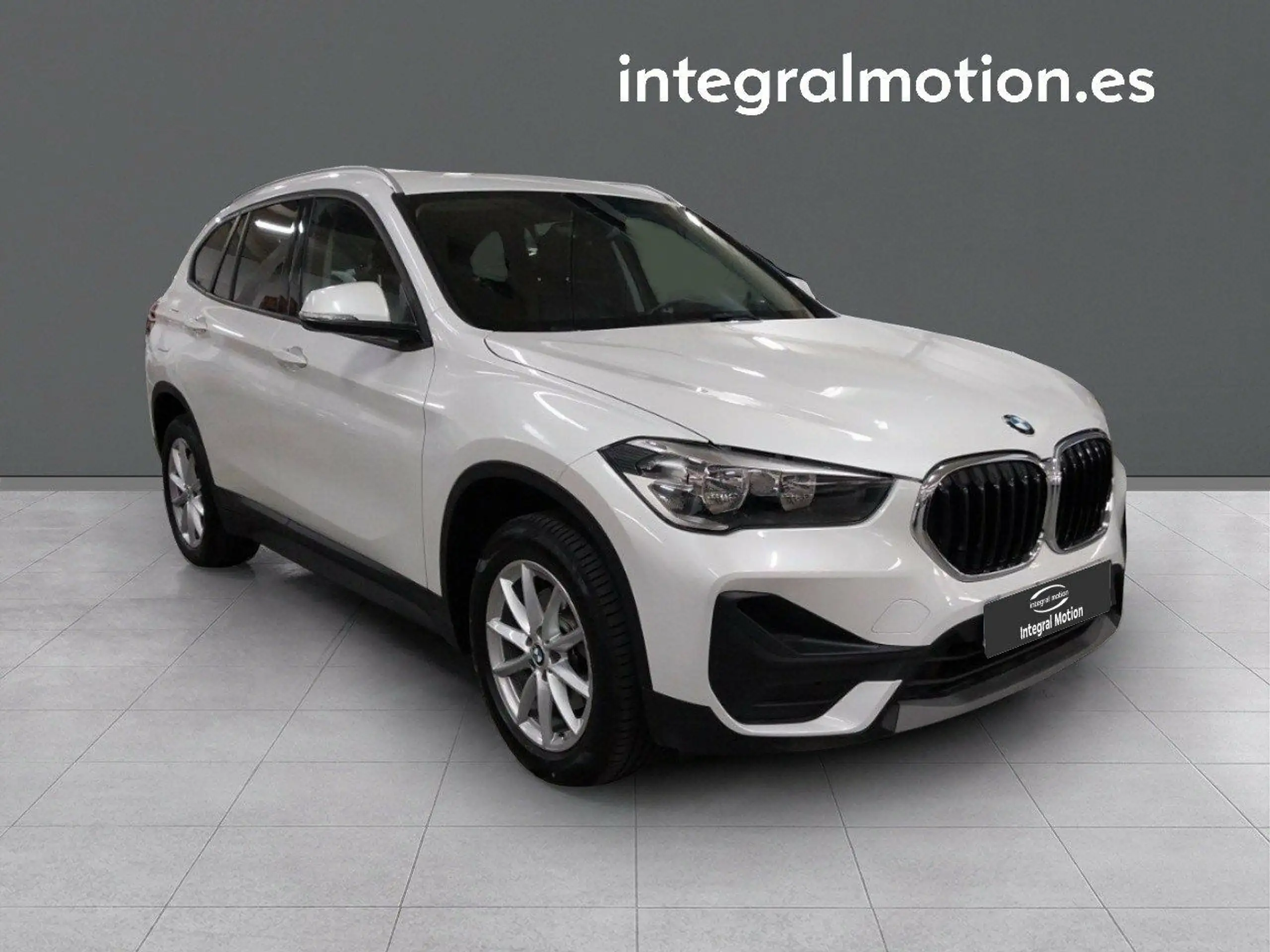 BMW - X1