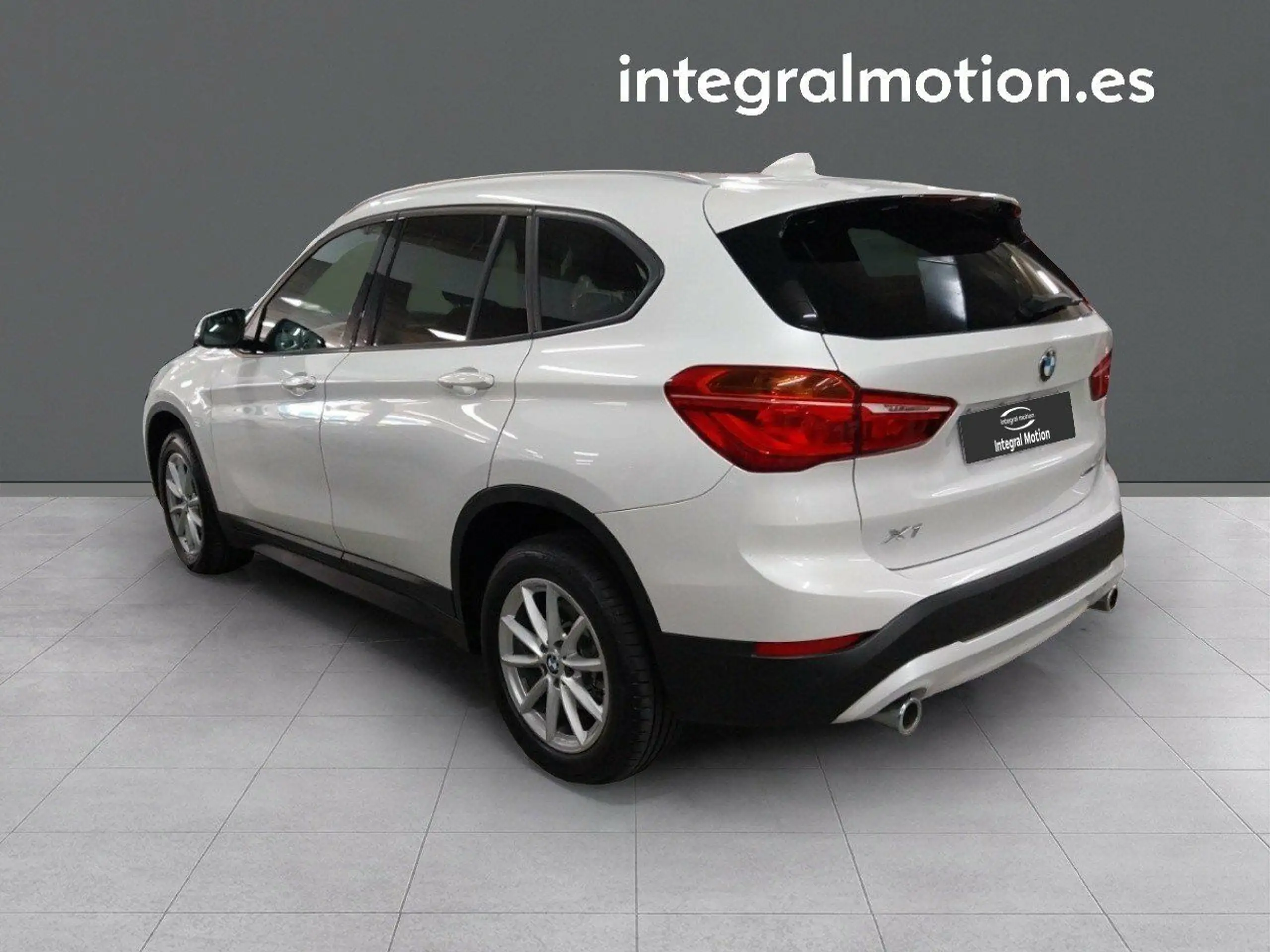 BMW - X1