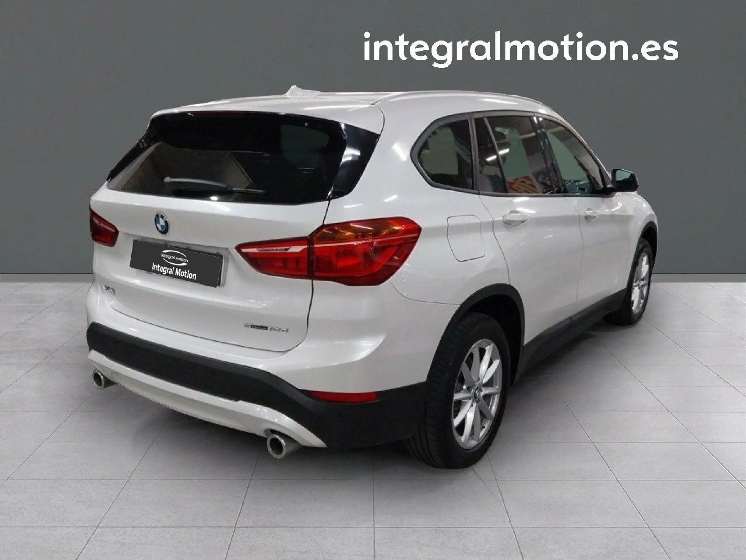 BMW - X1