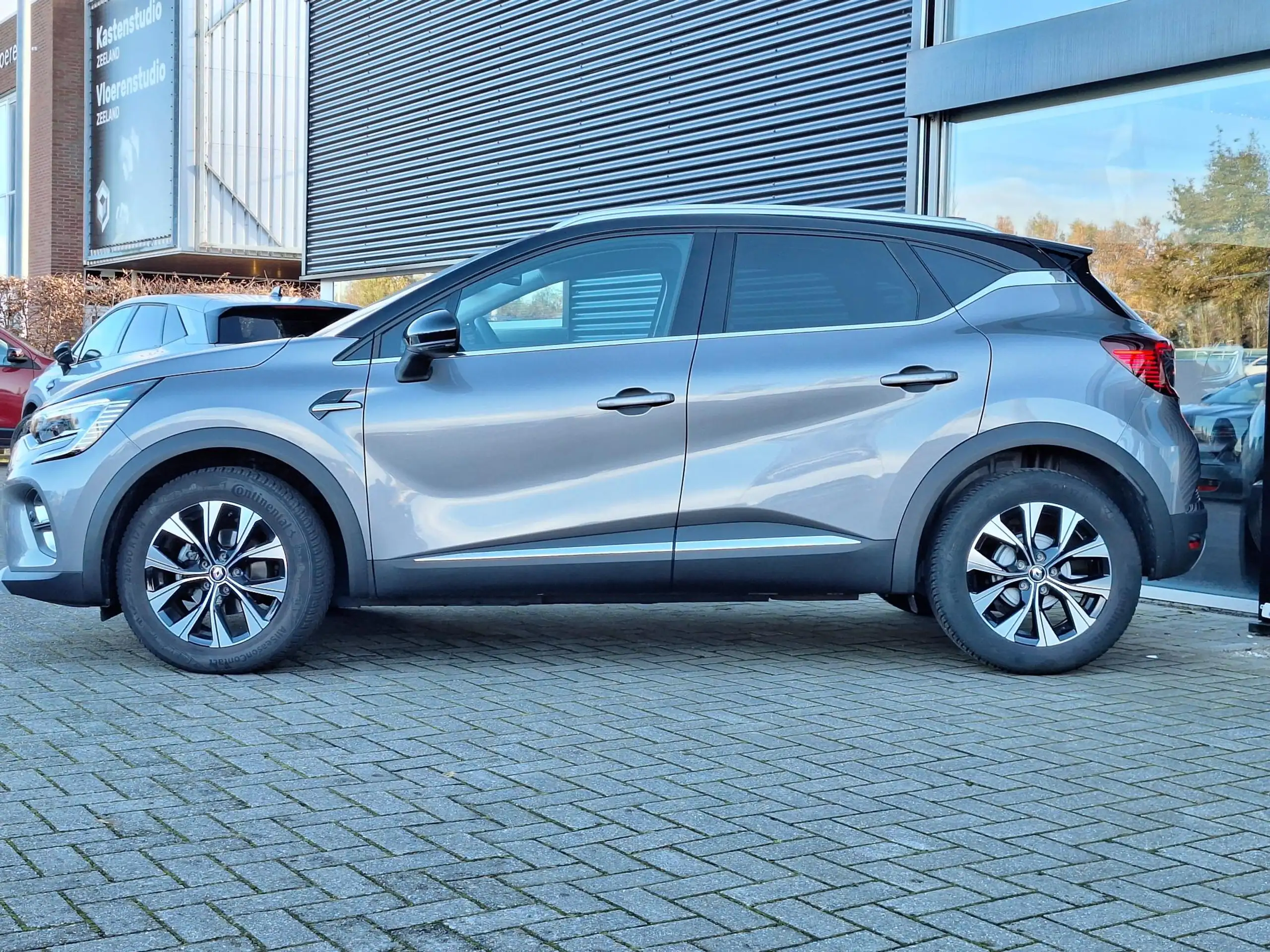 Renault - Captur