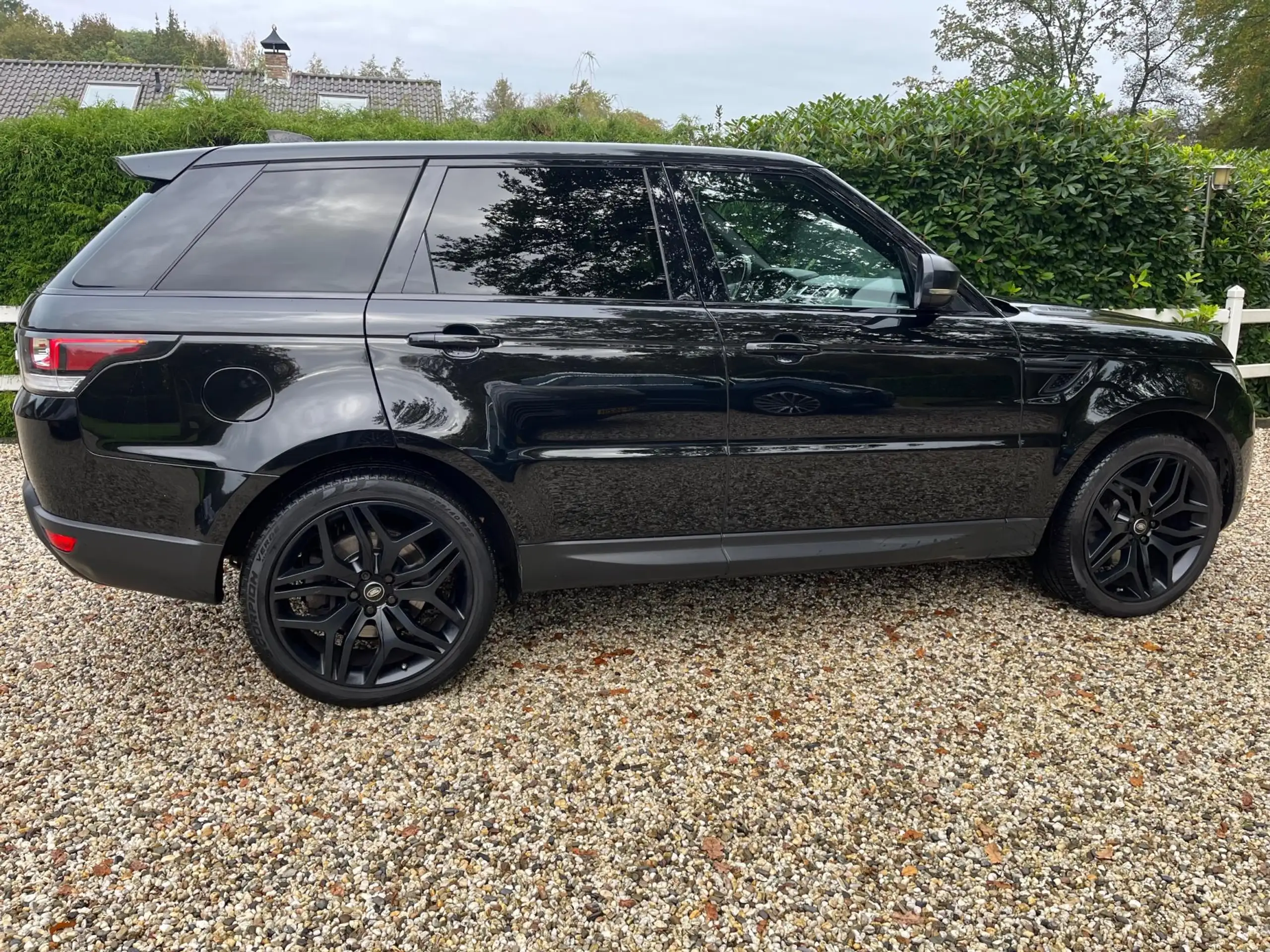 Land Rover - Range Rover Sport