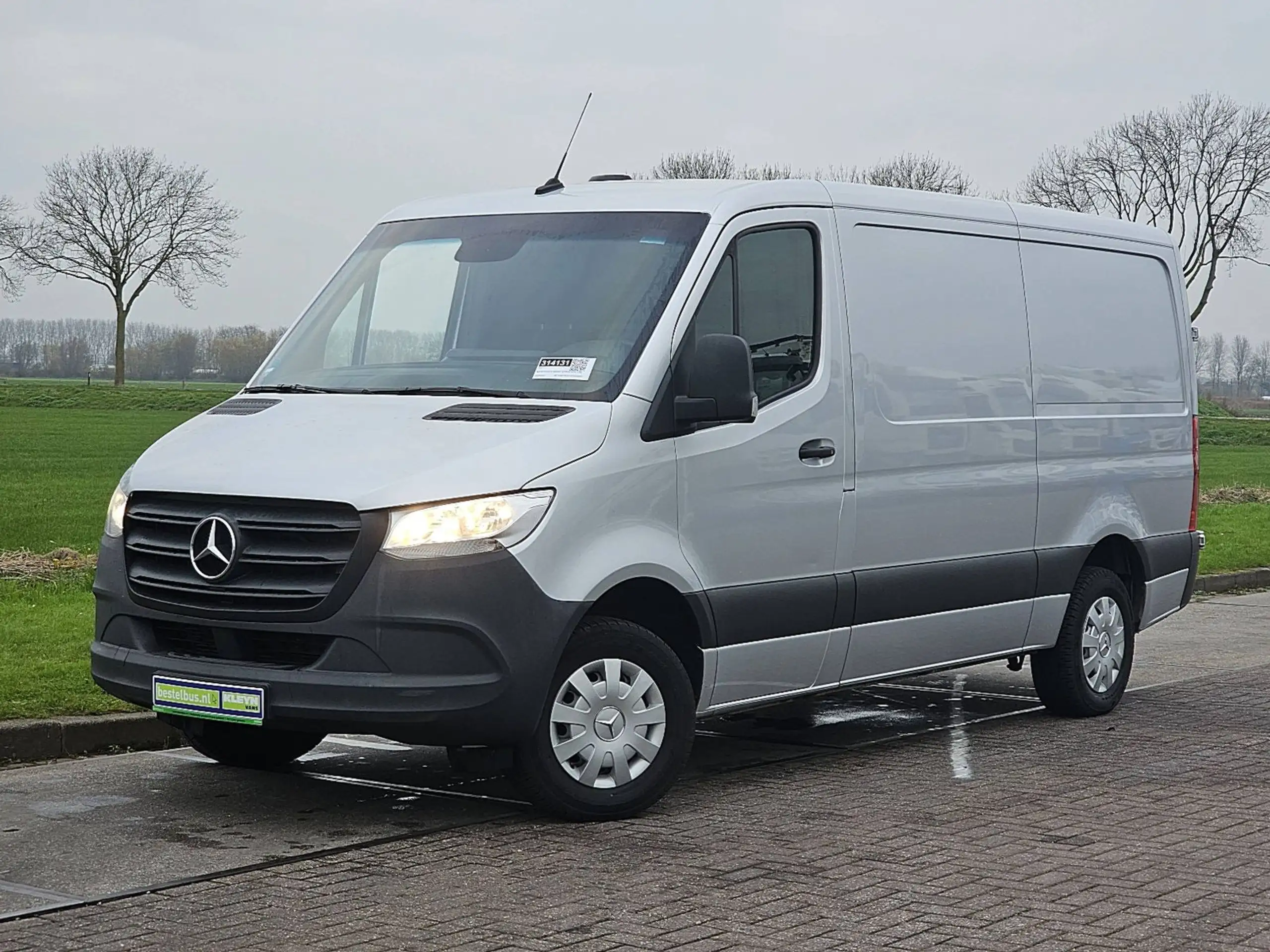 Mercedes-Benz - Sprinter