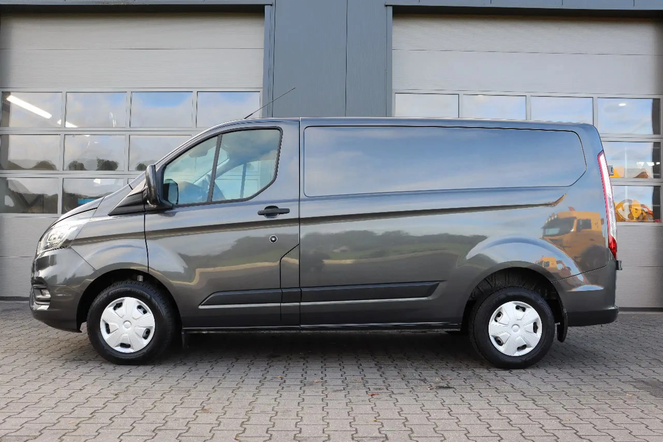 Ford - Transit Custom