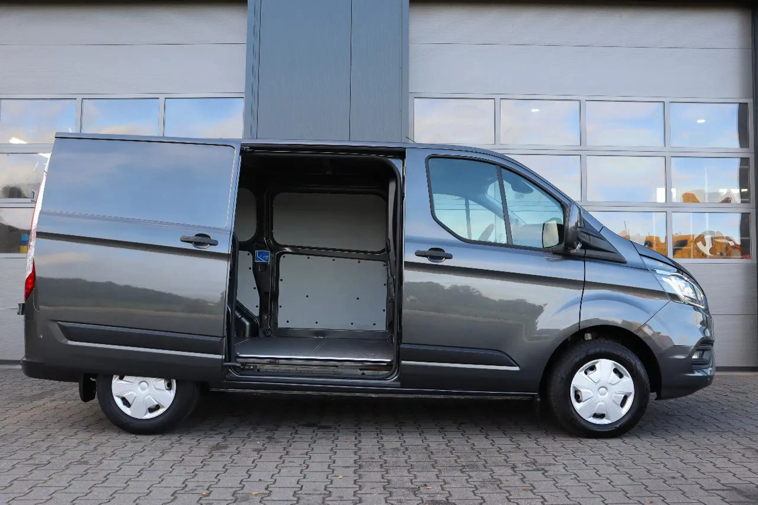 Ford - Transit Custom