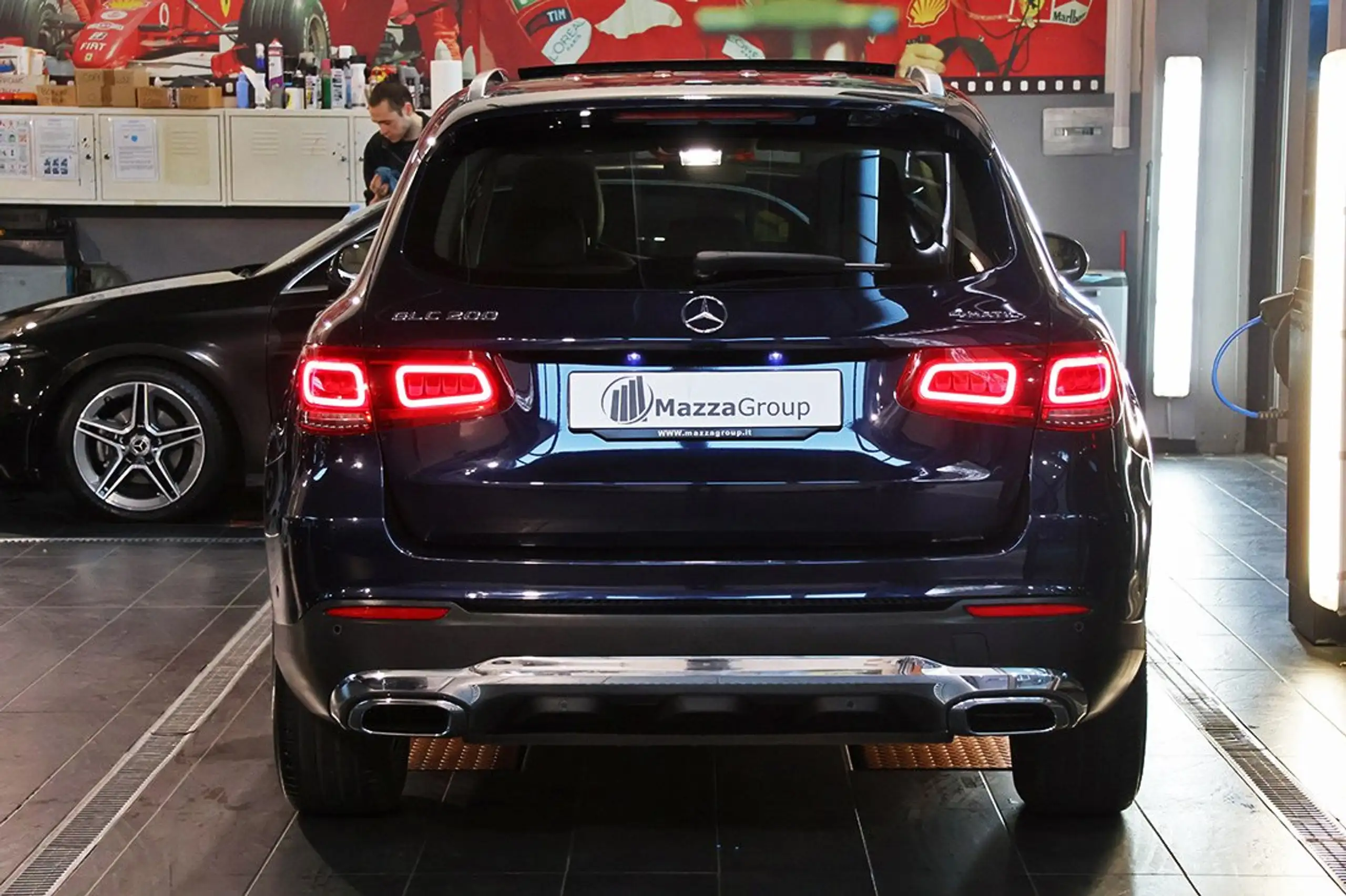 Mercedes-Benz - GLC 200