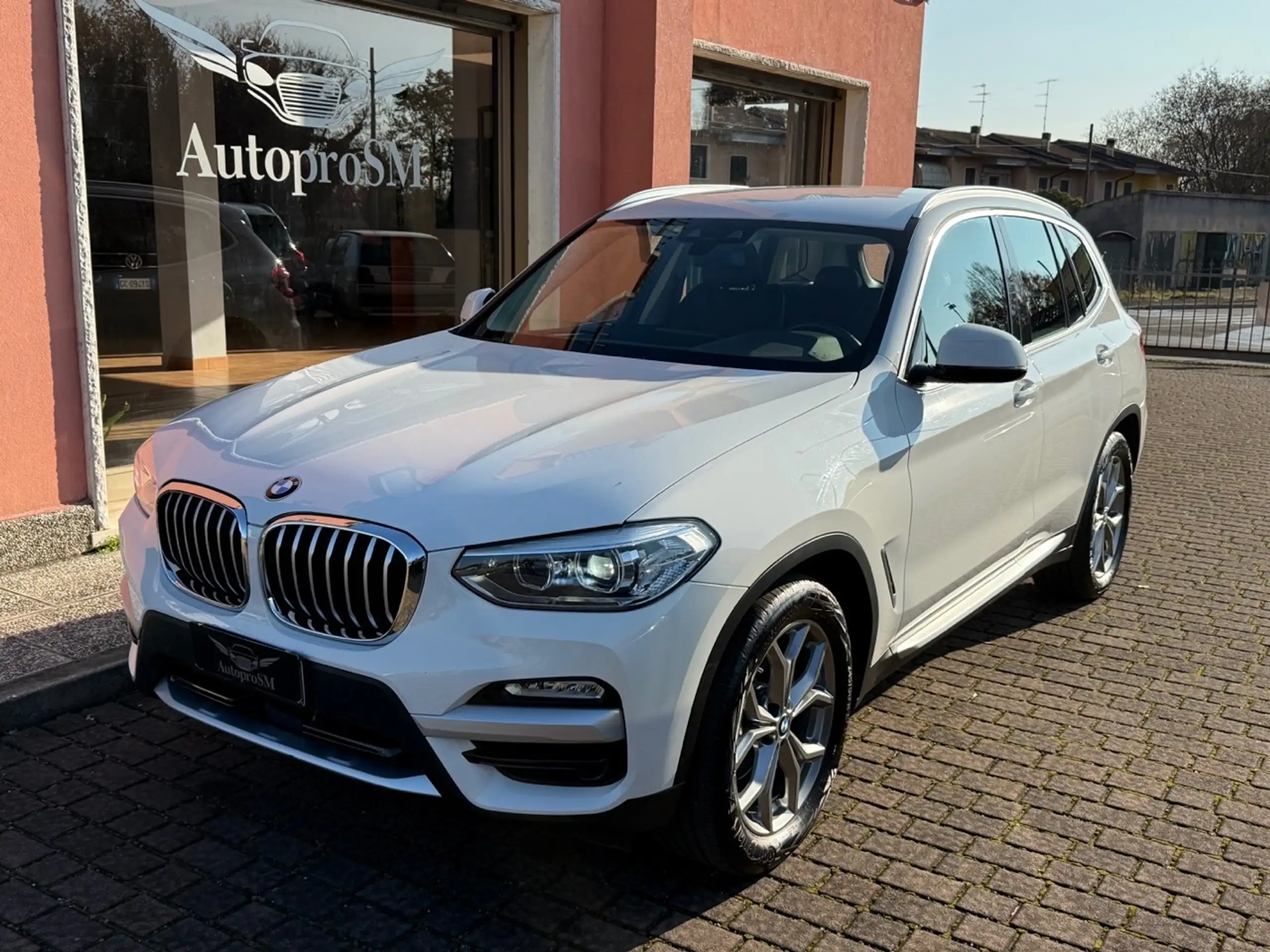 BMW - X3