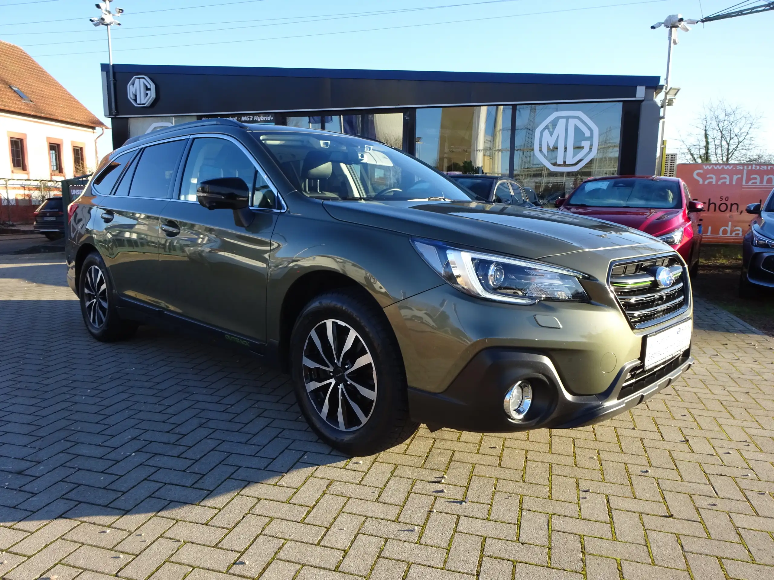 Subaru - OUTBACK