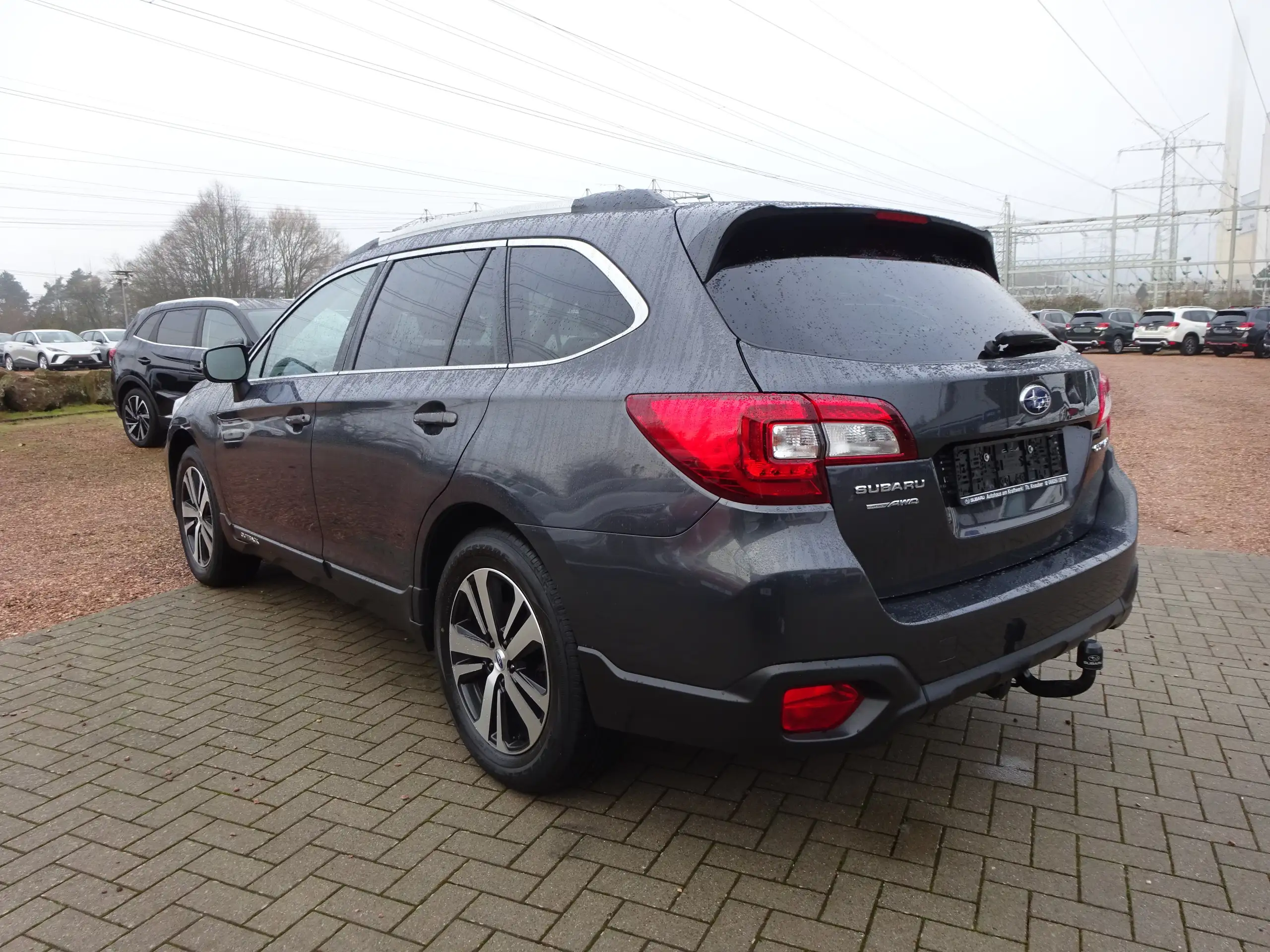 Subaru - OUTBACK