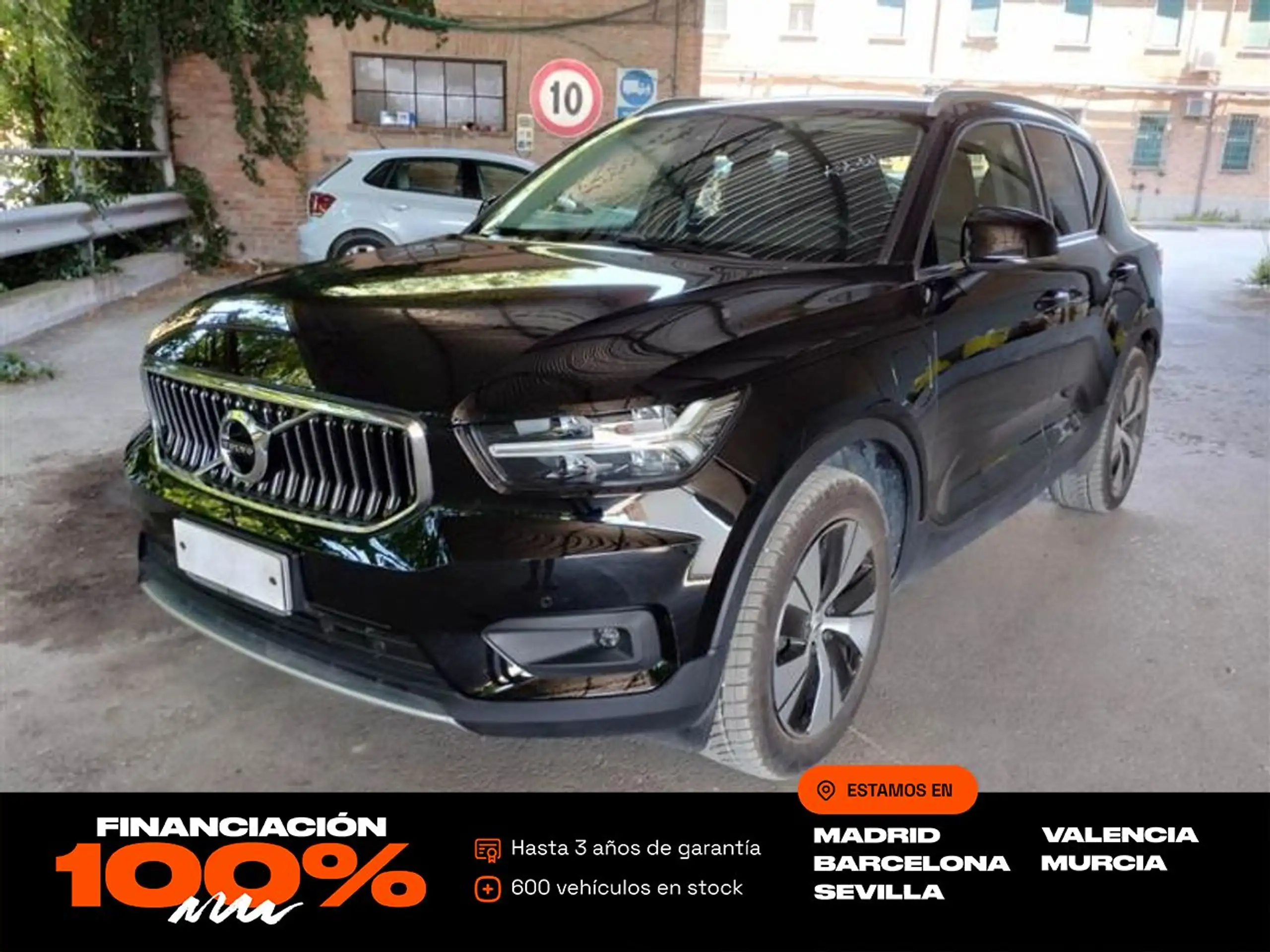 Volvo XC40 2021