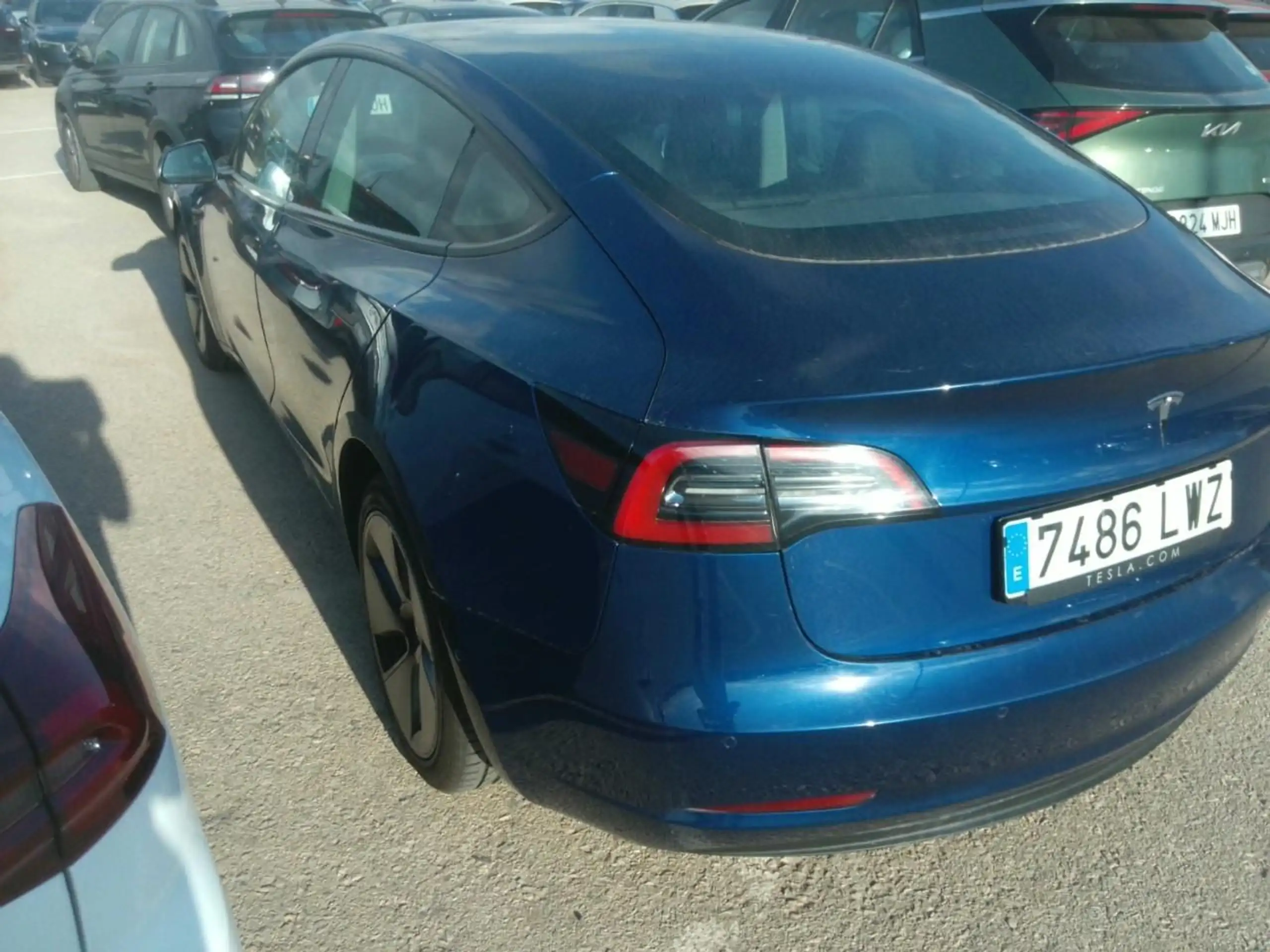 Tesla - Model 3