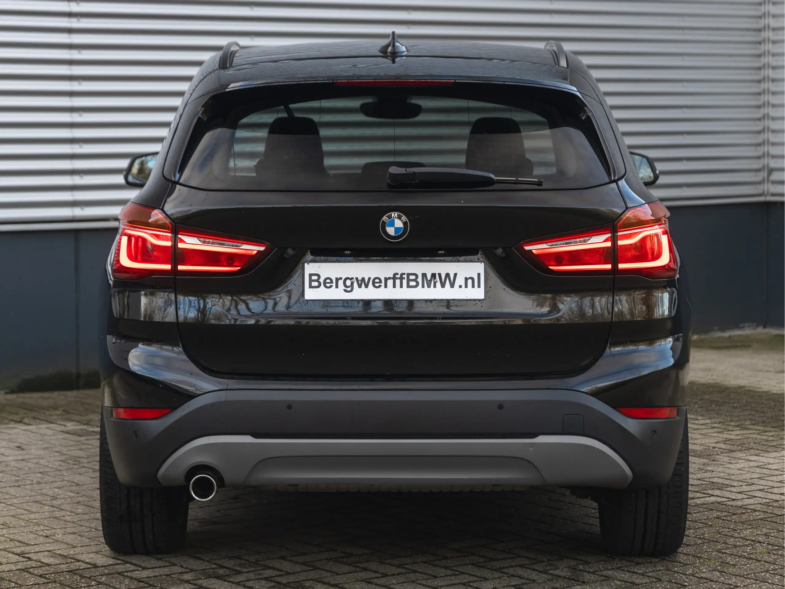 BMW - X1