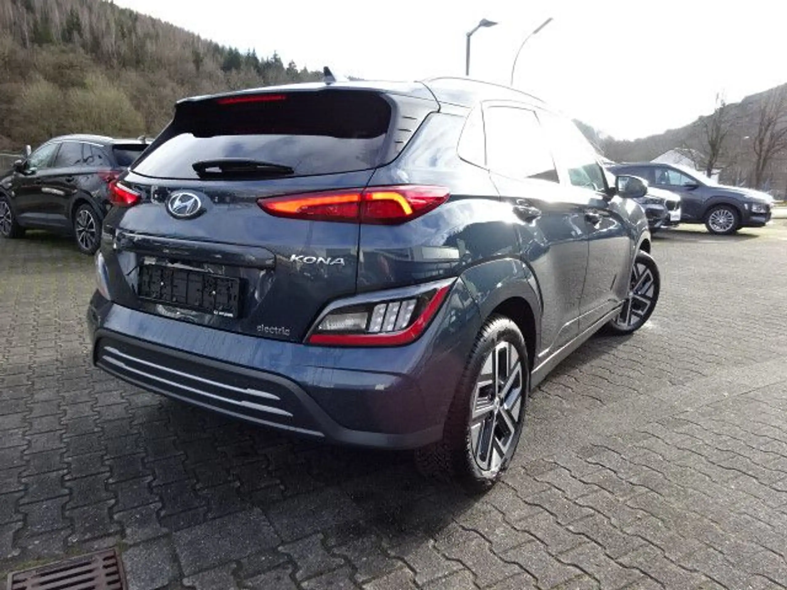 Hyundai - KONA