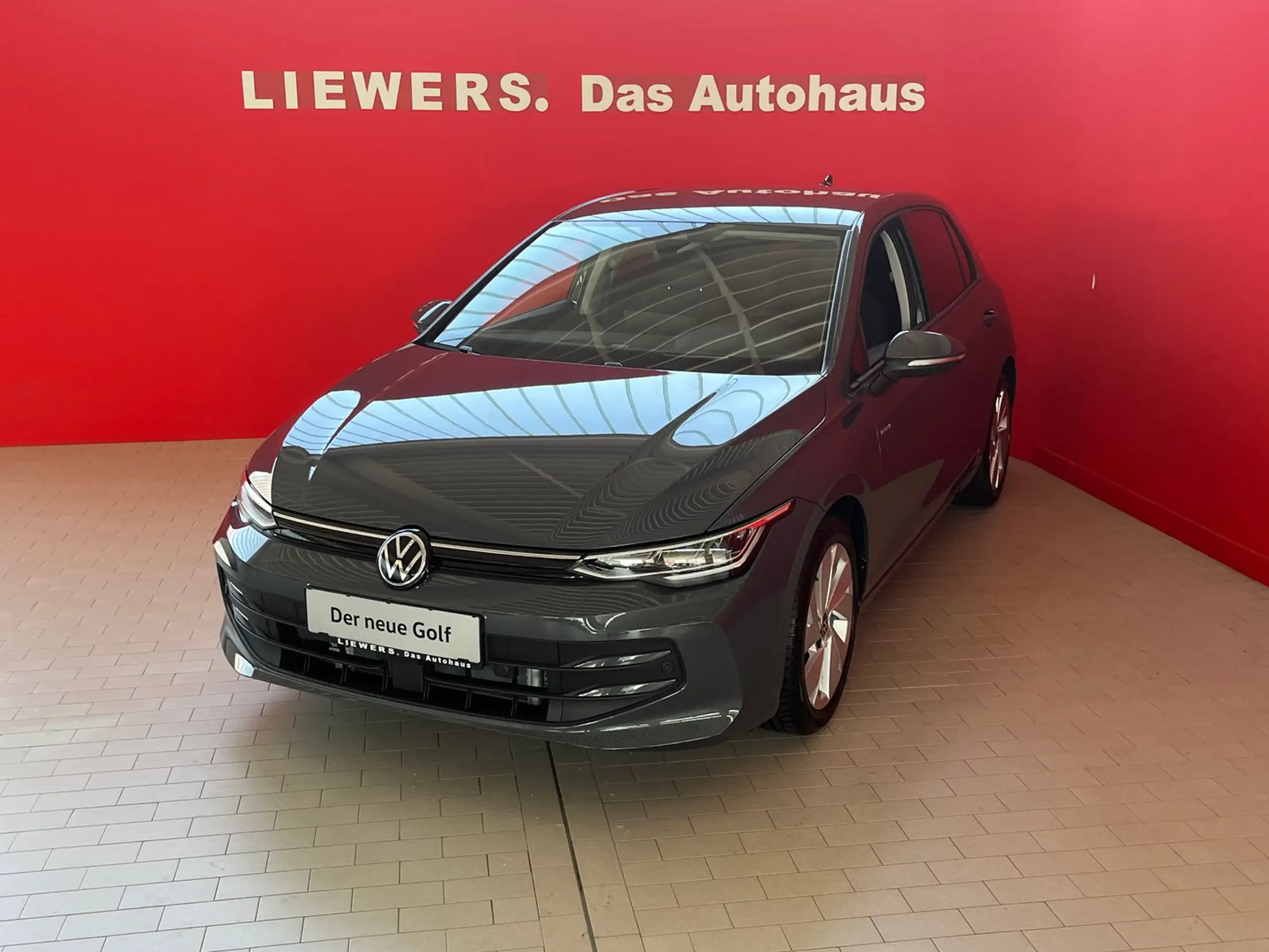 Volkswagen - Golf