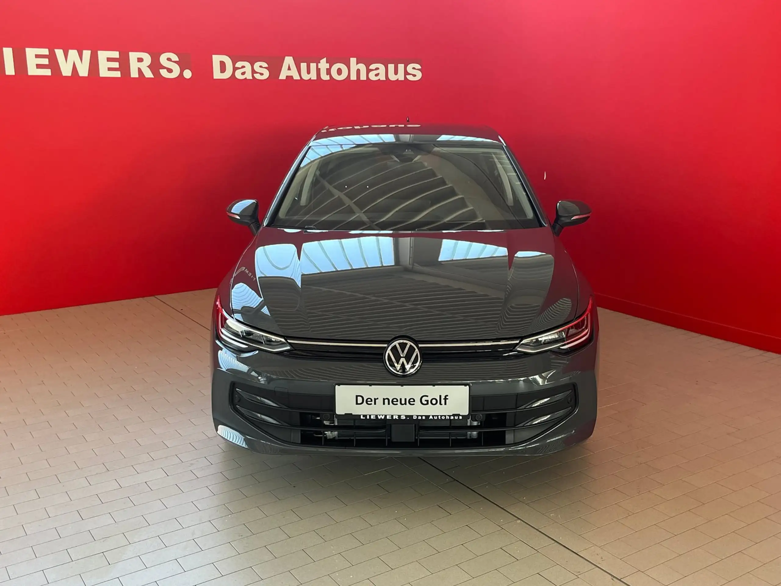 Volkswagen - Golf