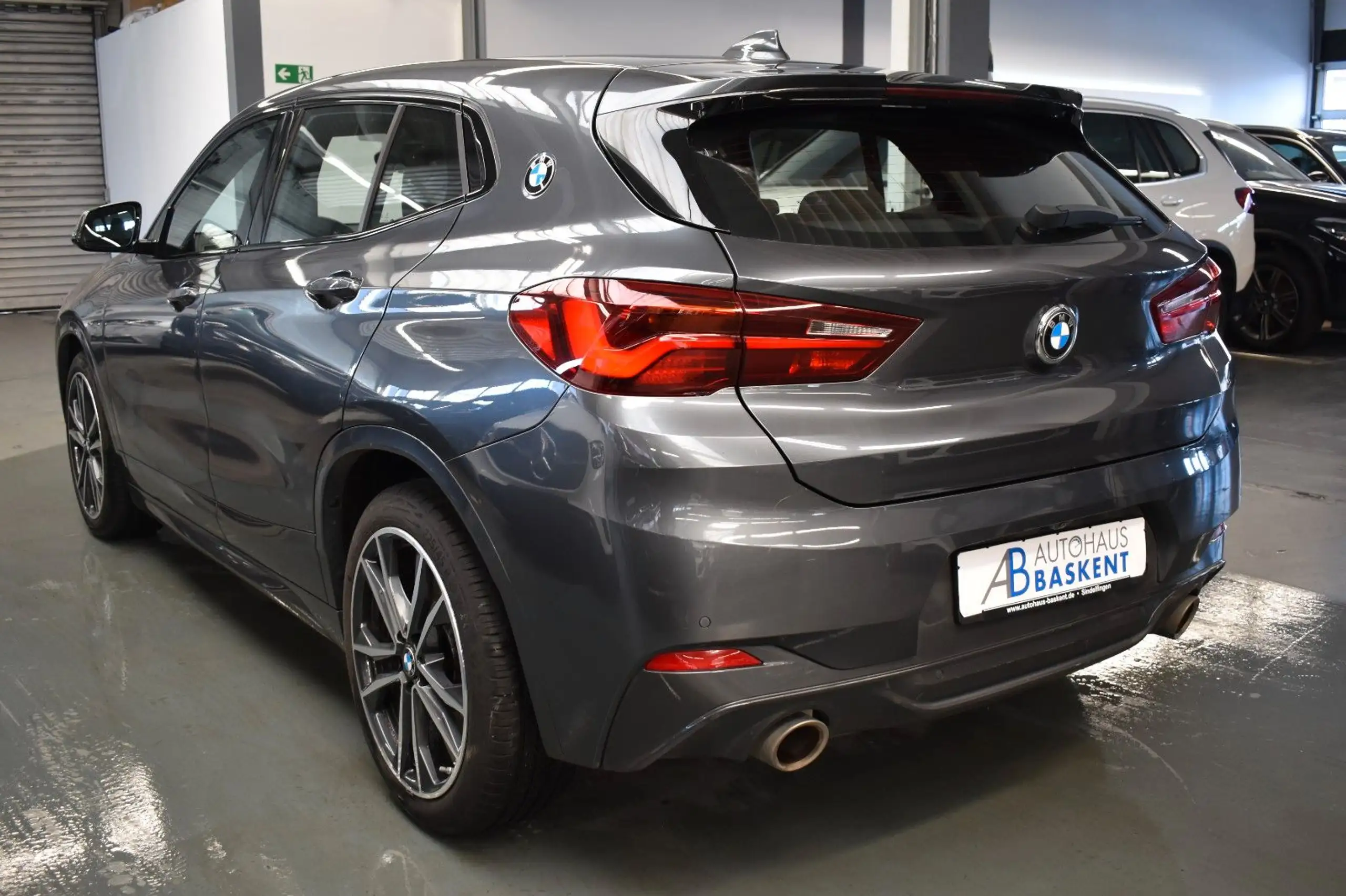 BMW - X2