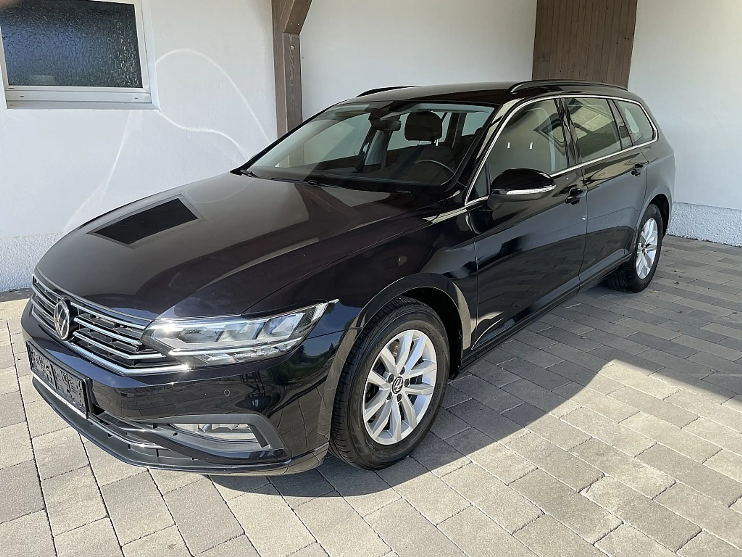 Volkswagen - Passat Variant