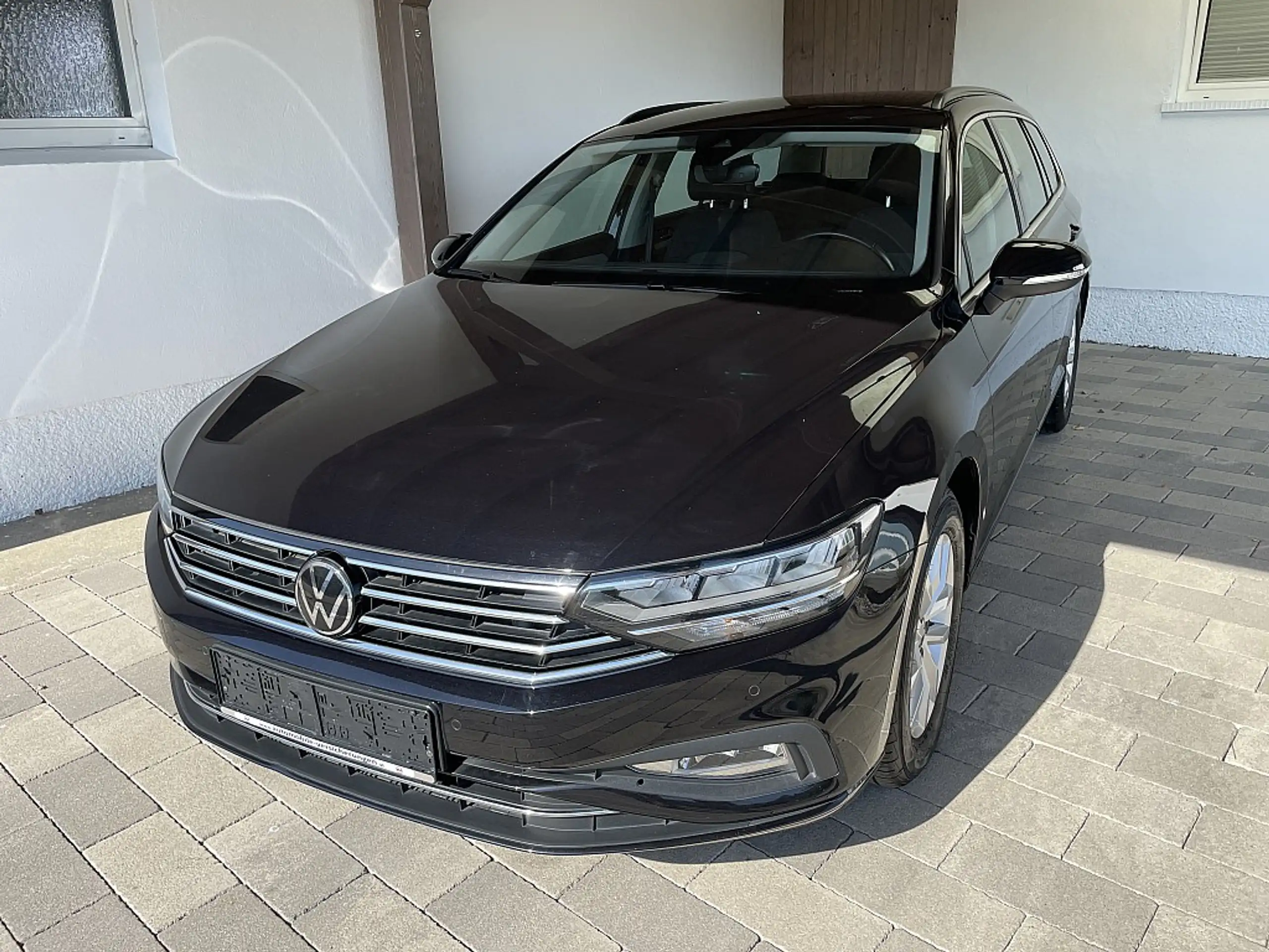 Volkswagen - Passat Variant