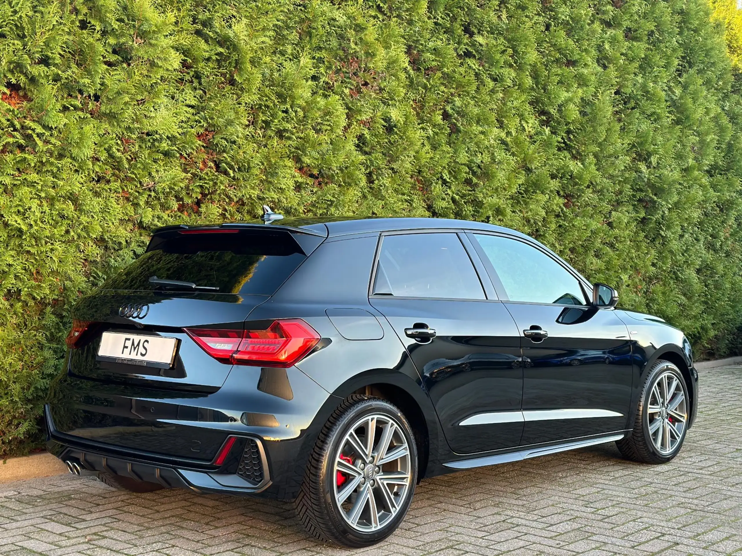 Audi - A1