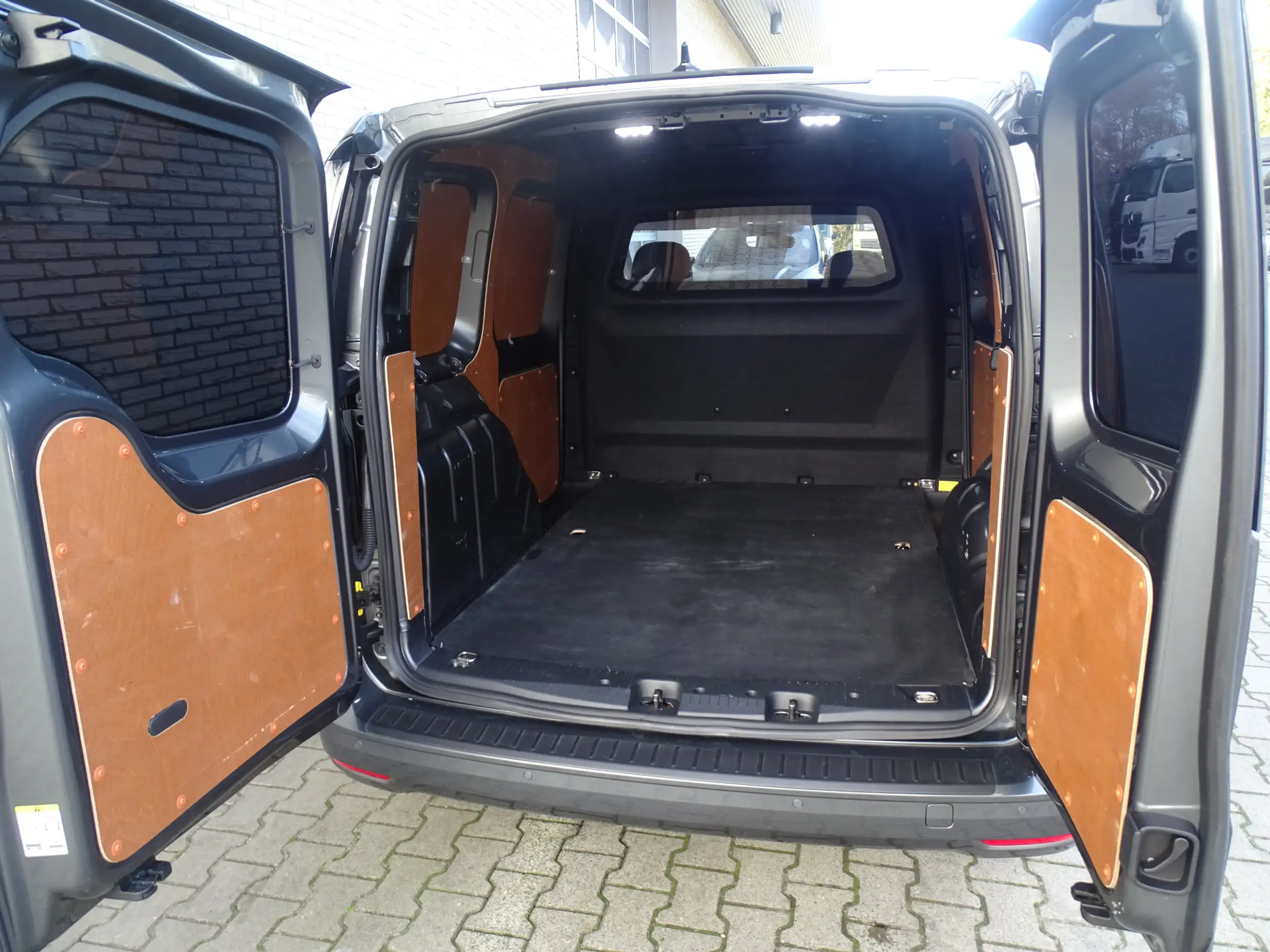 Volkswagen - Caddy