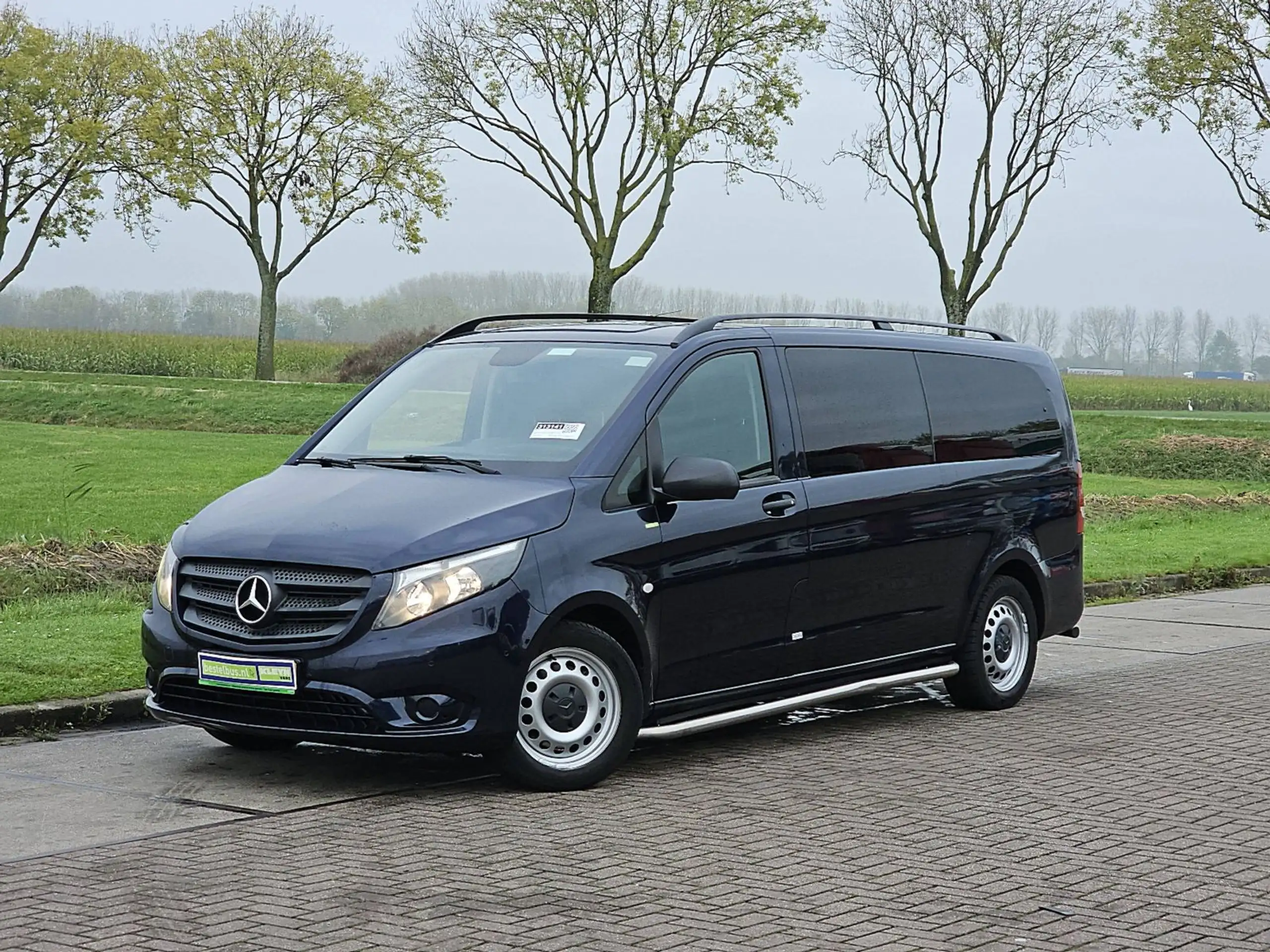 Mercedes-Benz - Vito