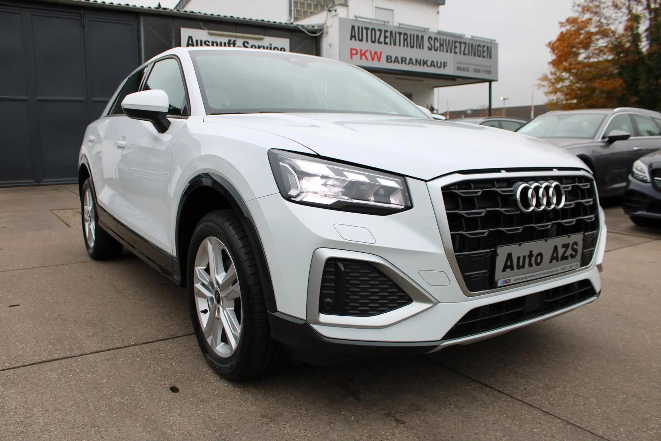 Audi - Q2