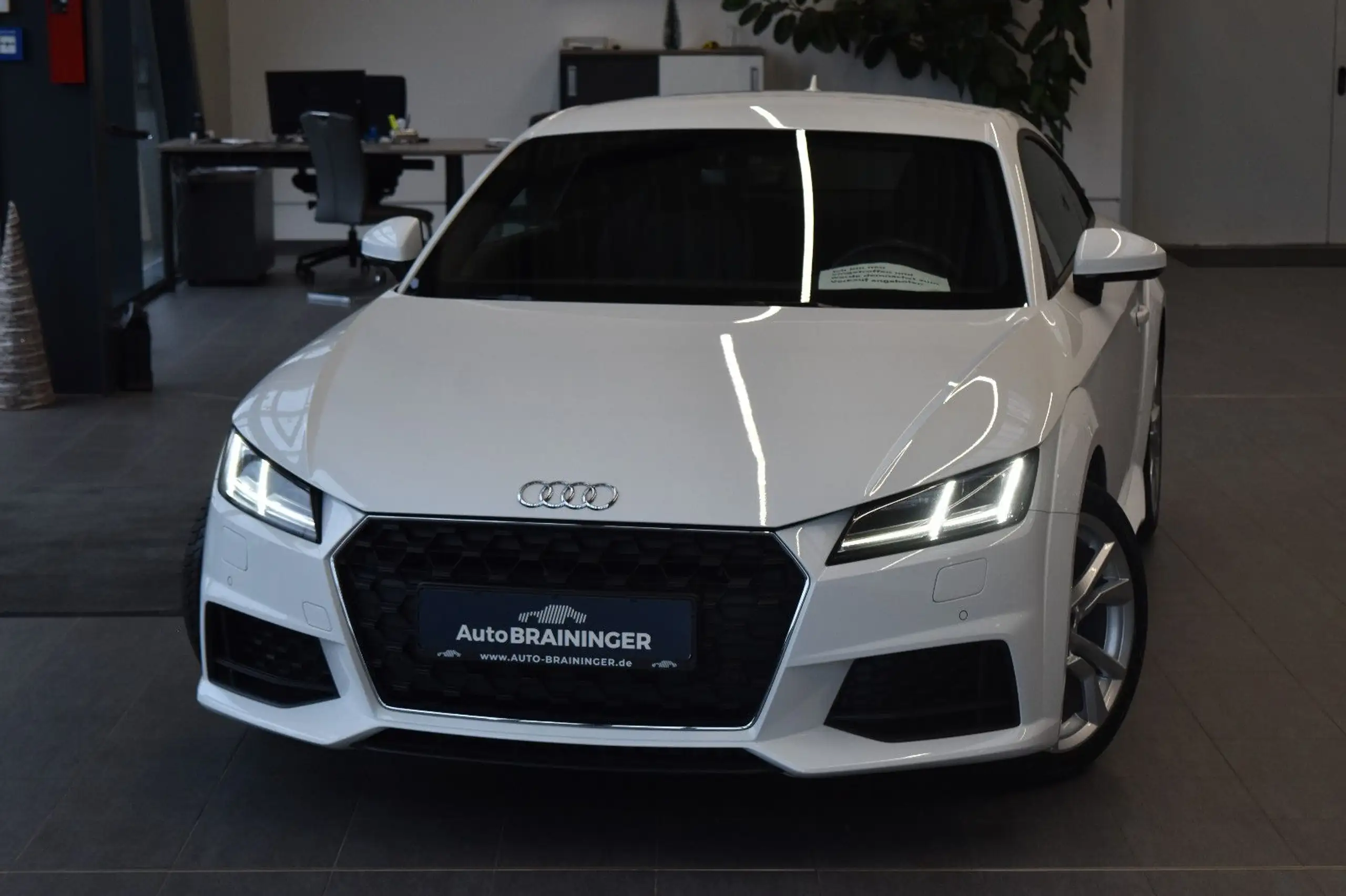 Audi - TT