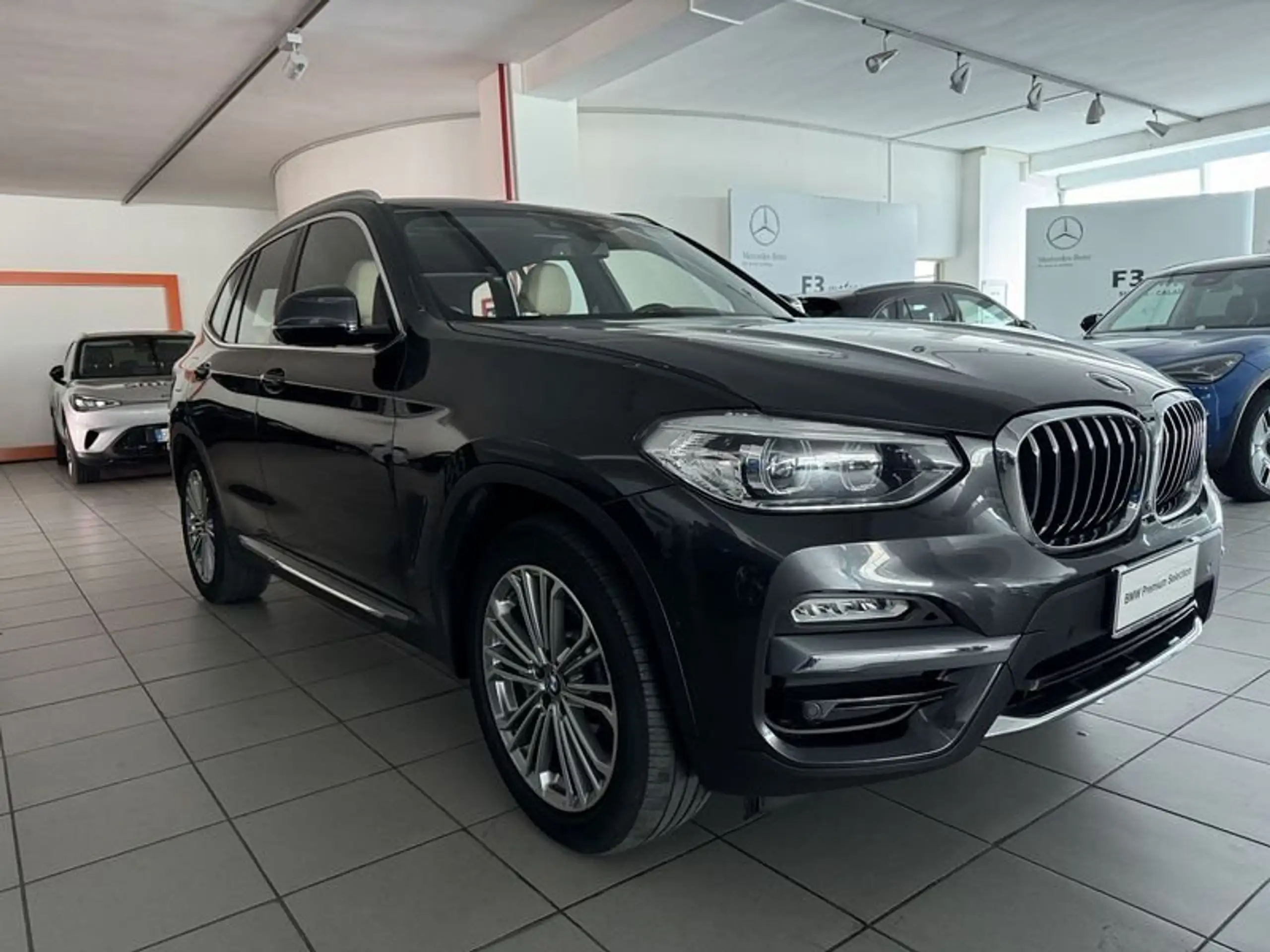 BMW - X3