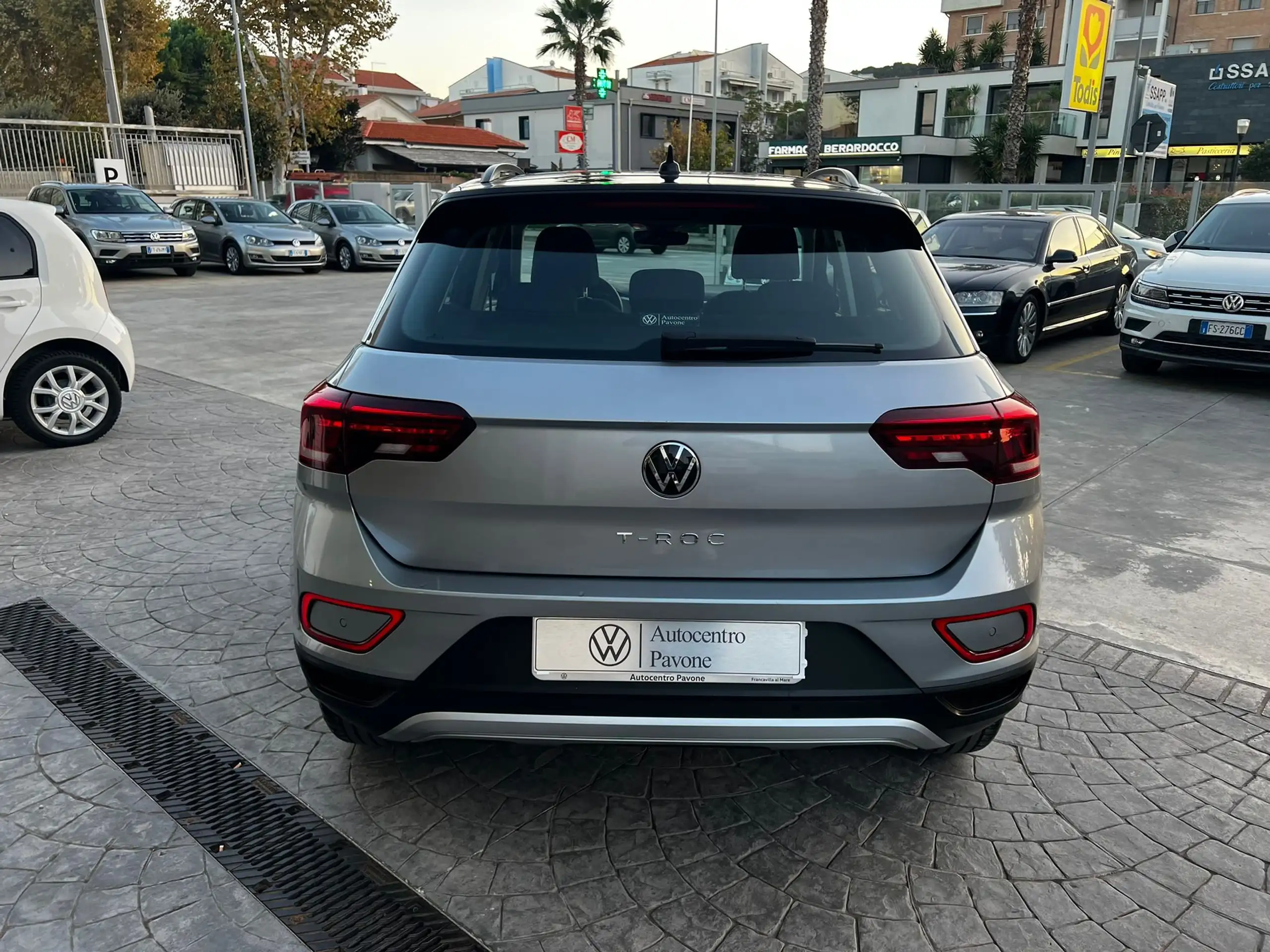 Volkswagen - T-Roc