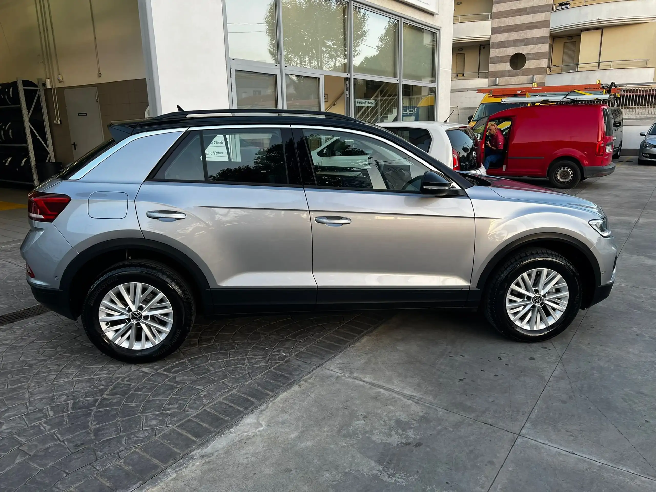 Volkswagen - T-Roc