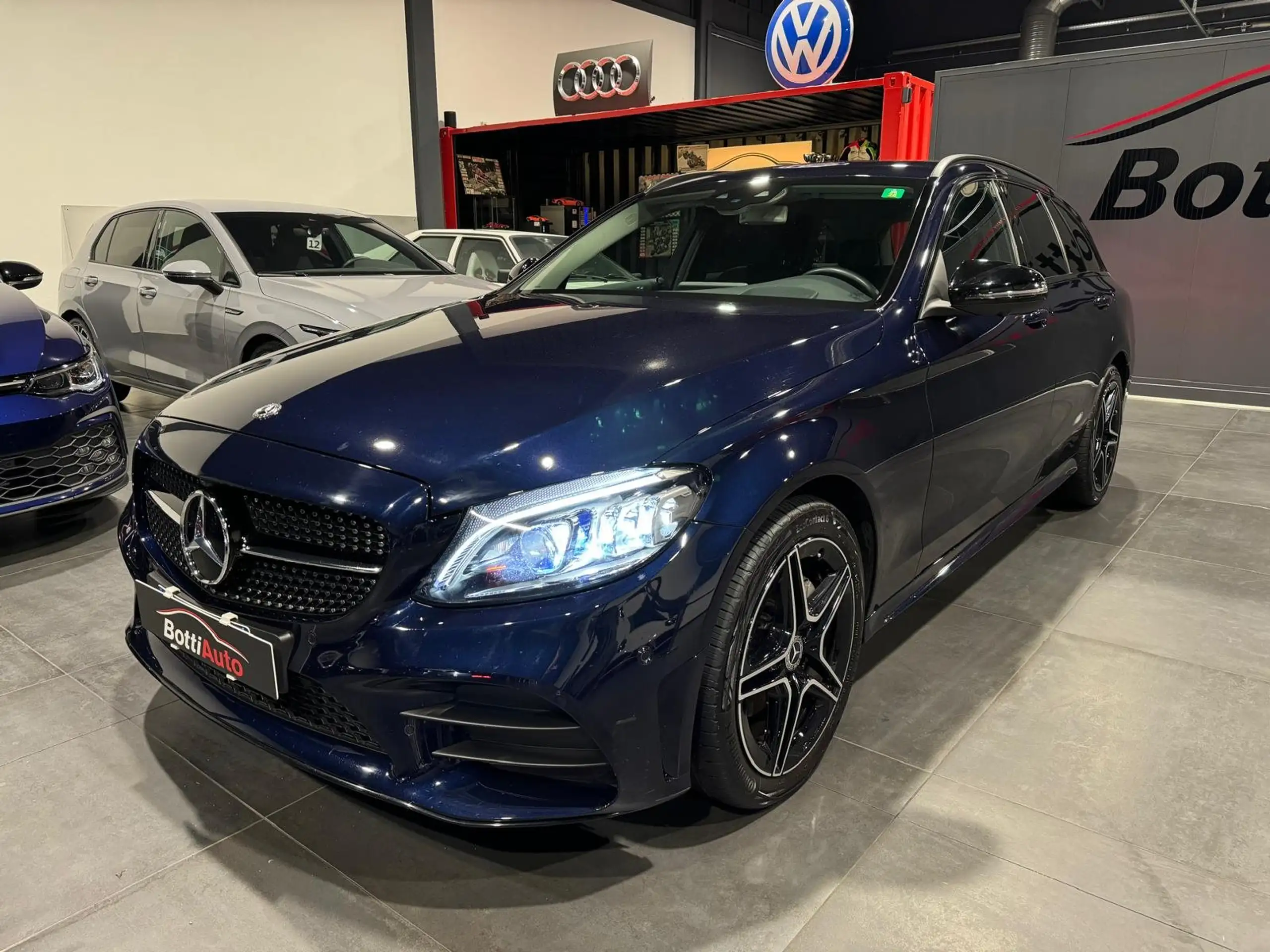 Mercedes-Benz - C 220