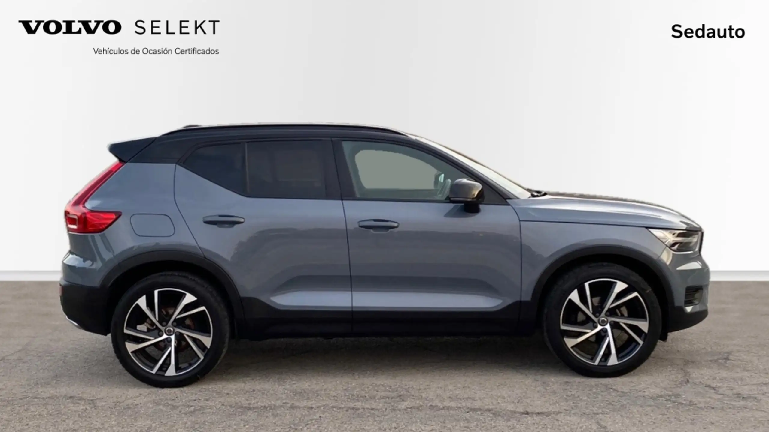 Volvo - XC40