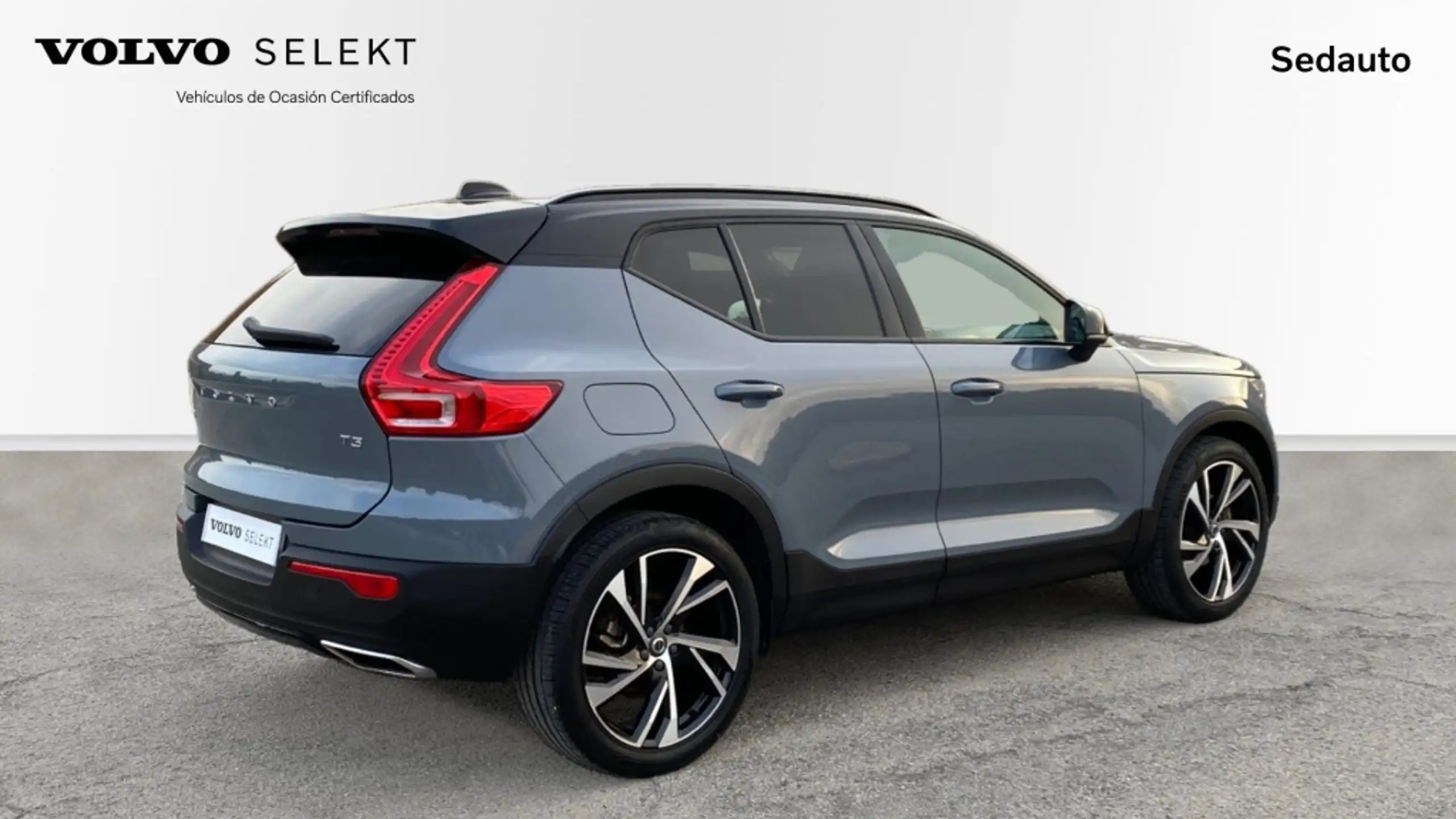 Volvo - XC40