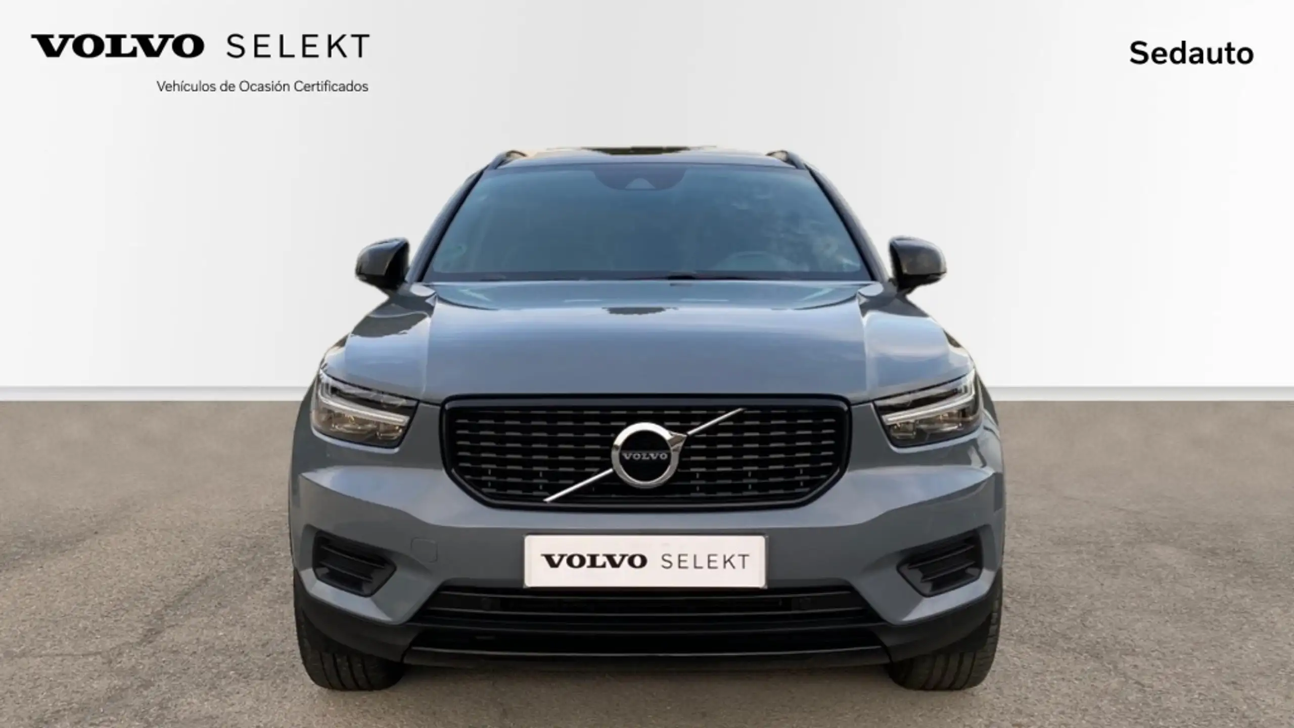 Volvo - XC40