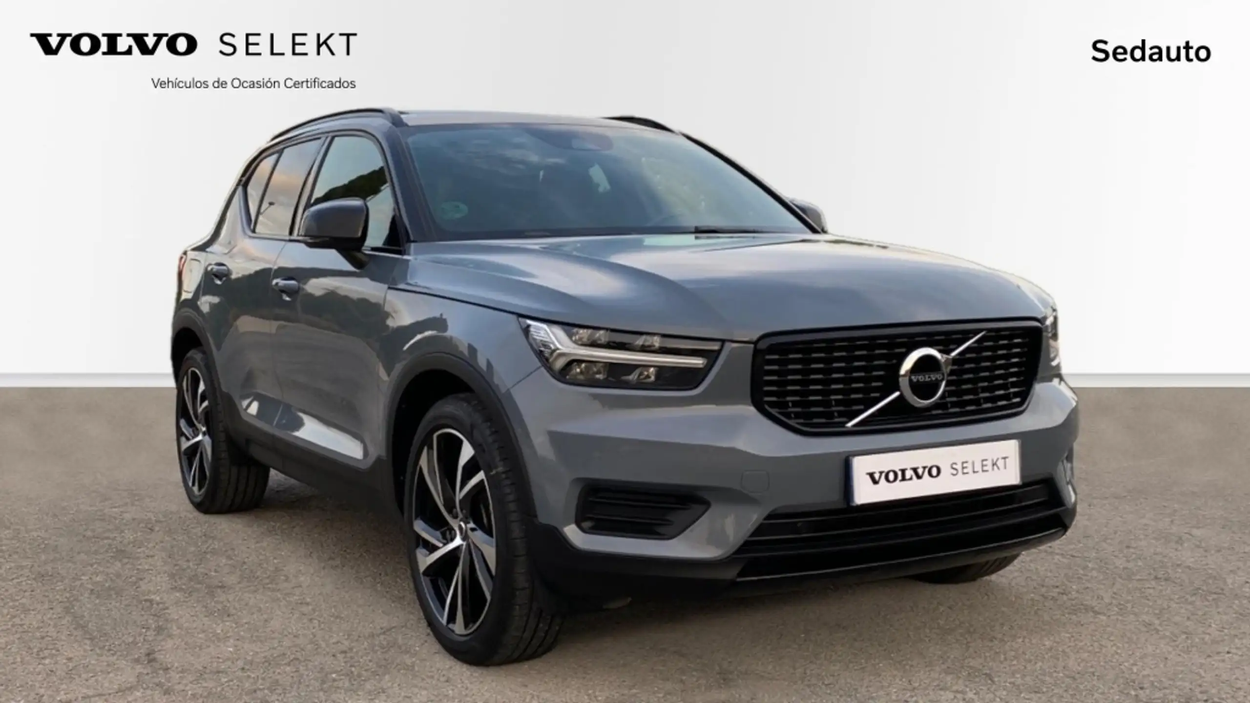 Volvo - XC40