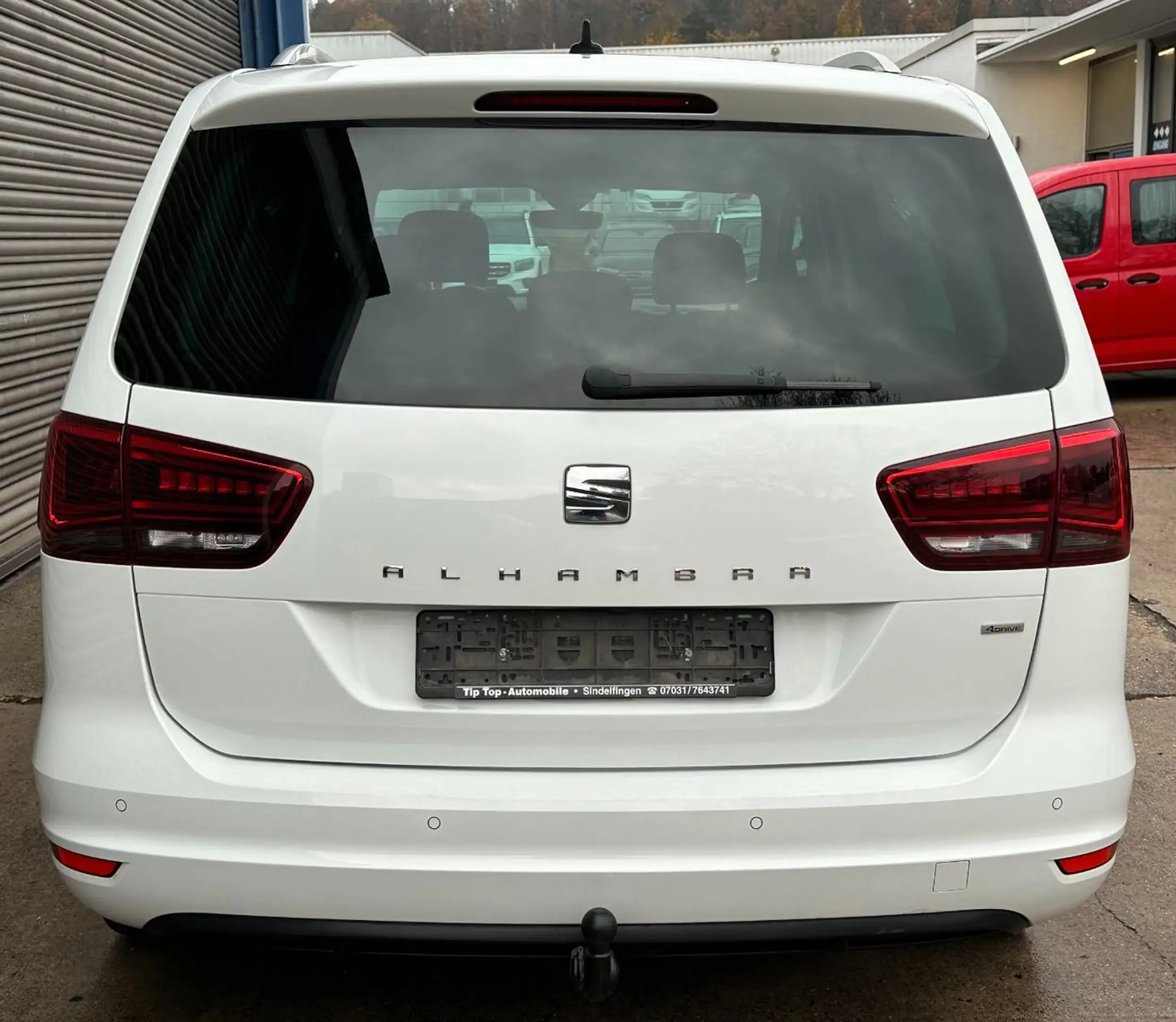 SEAT - Alhambra