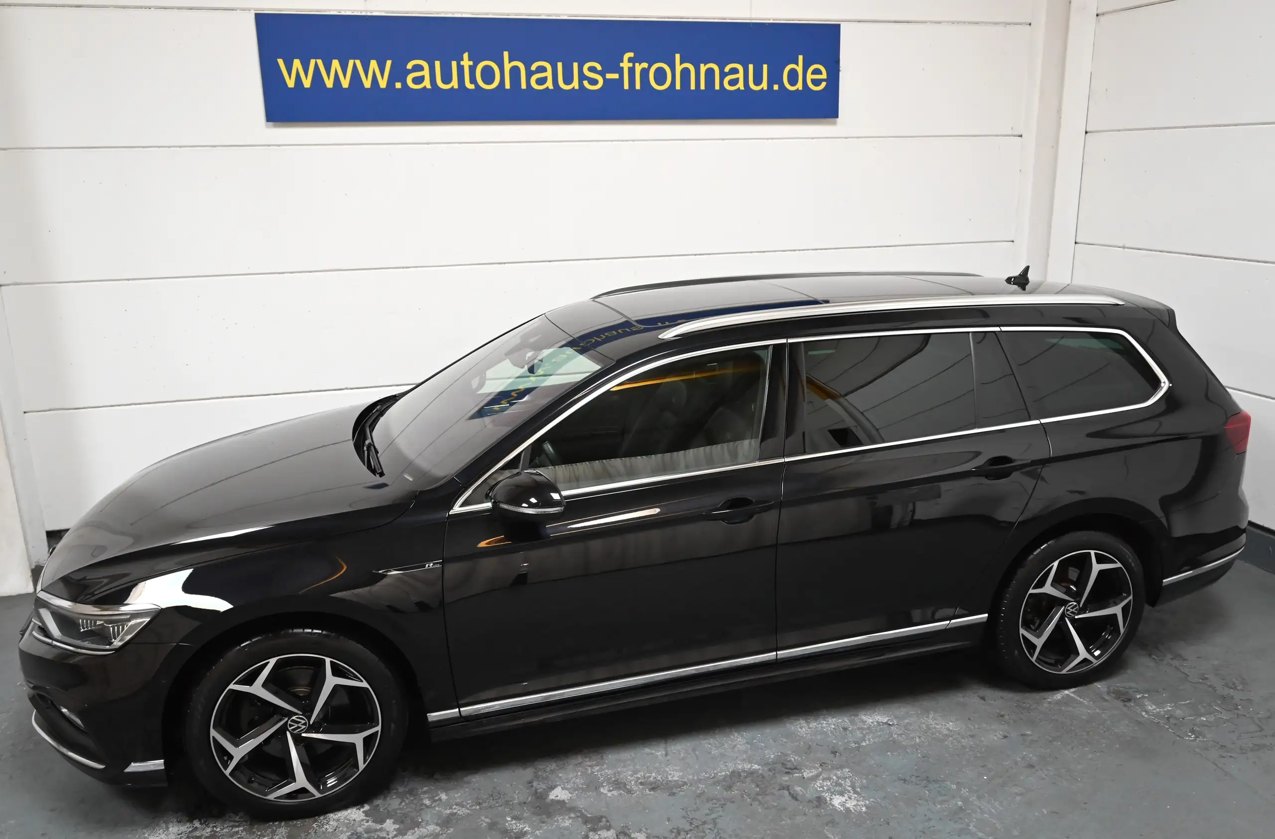 Volkswagen - Passat Variant