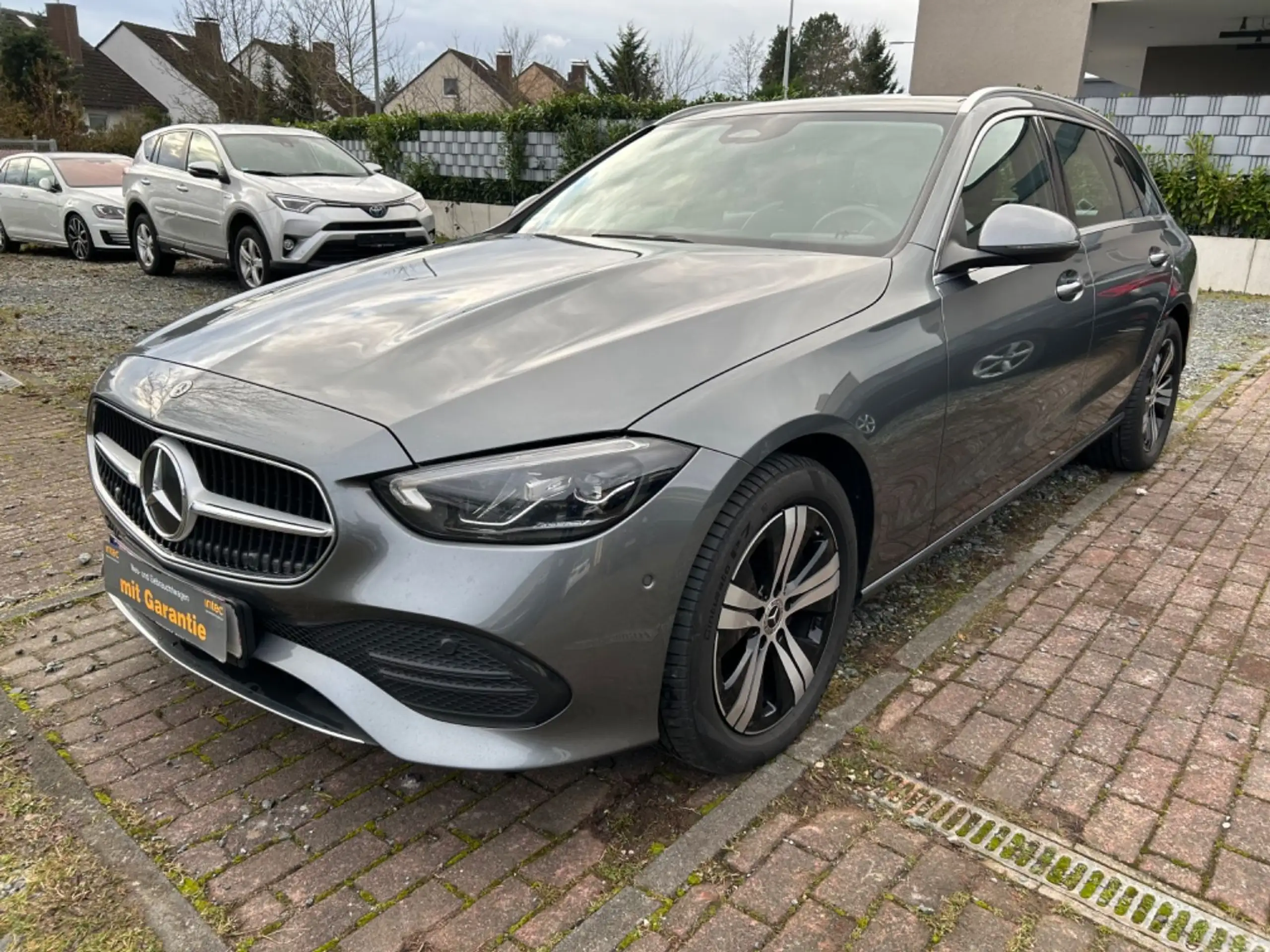 Mercedes-Benz - C 220