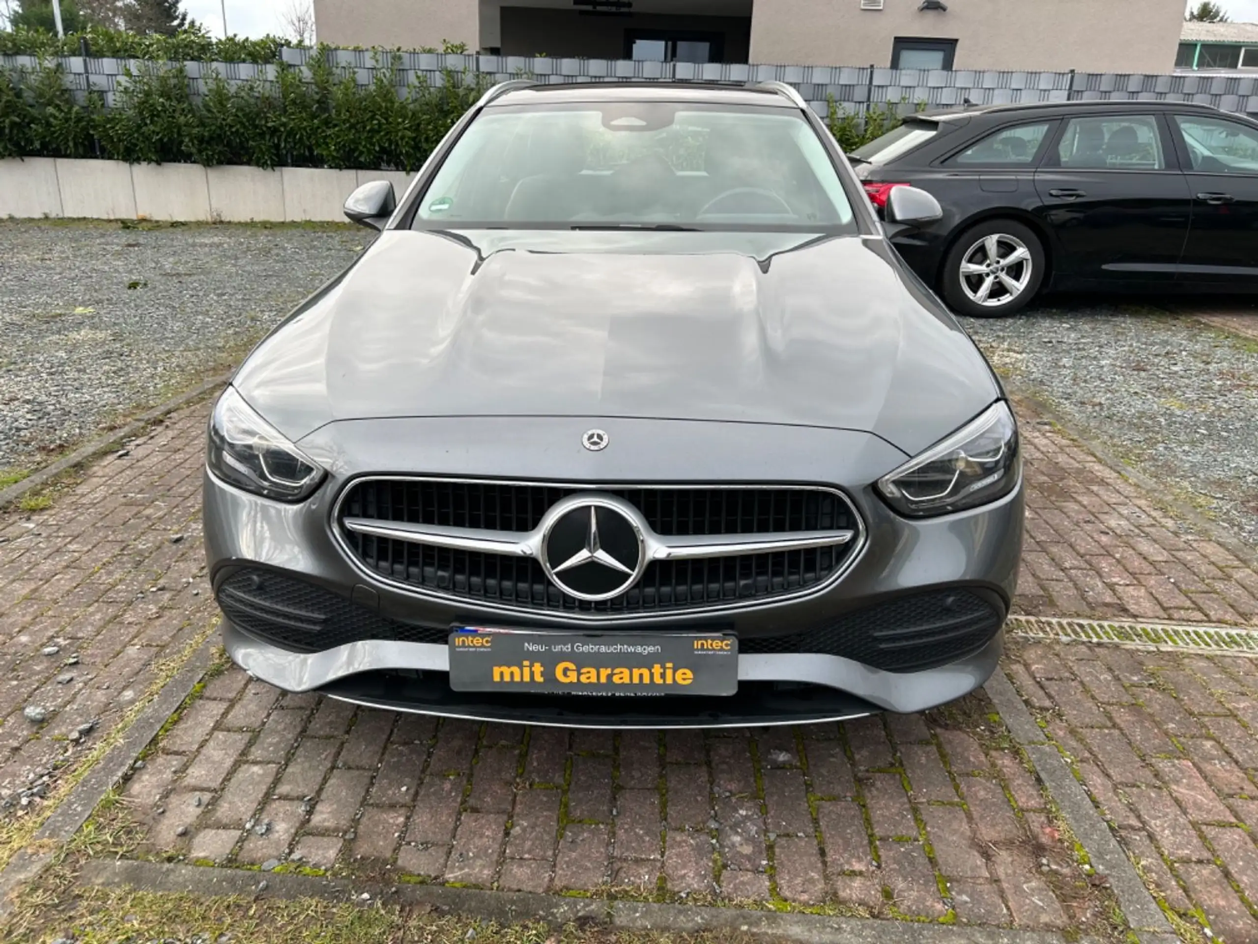 Mercedes-Benz - C 220