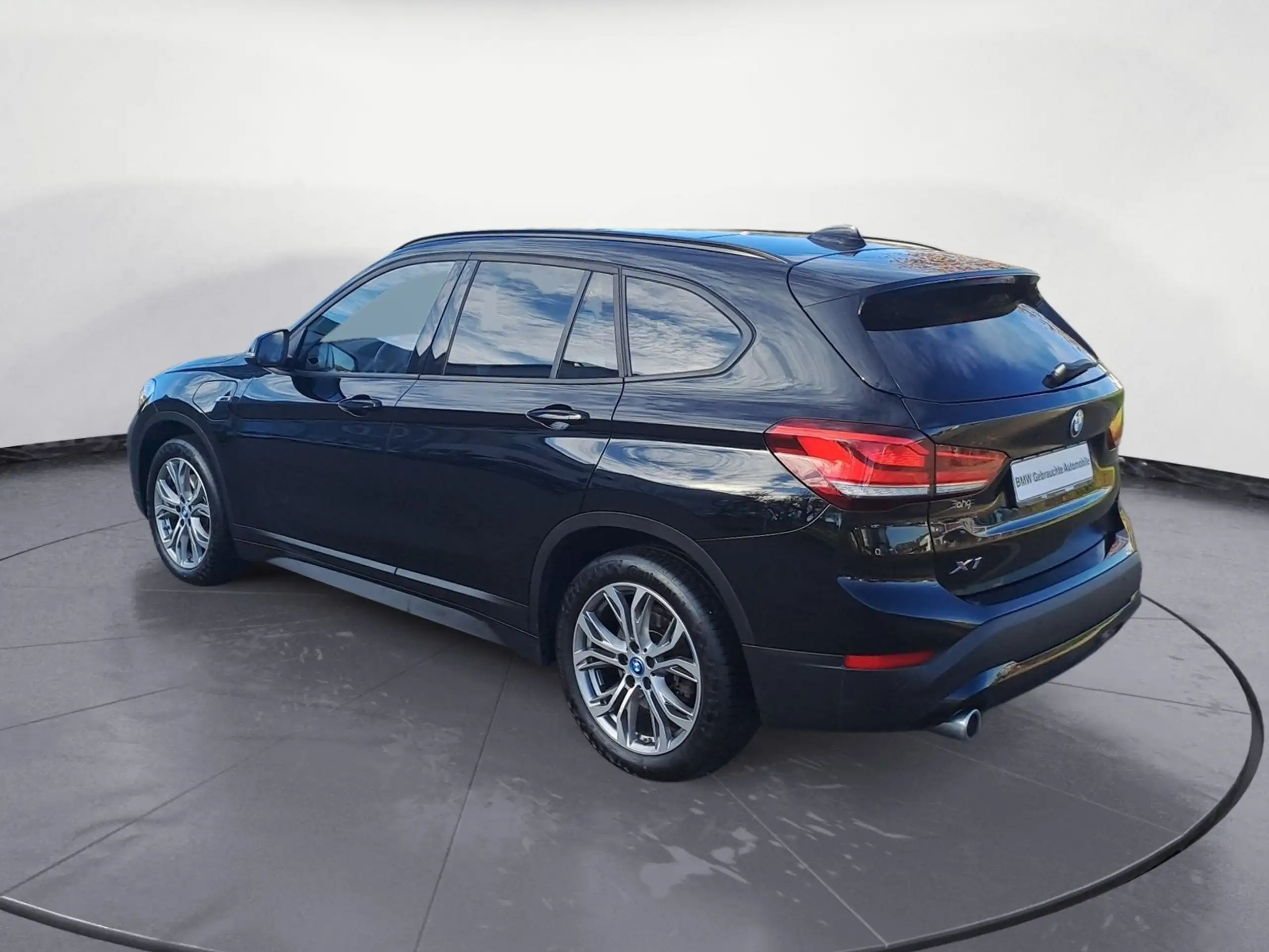 BMW - X1