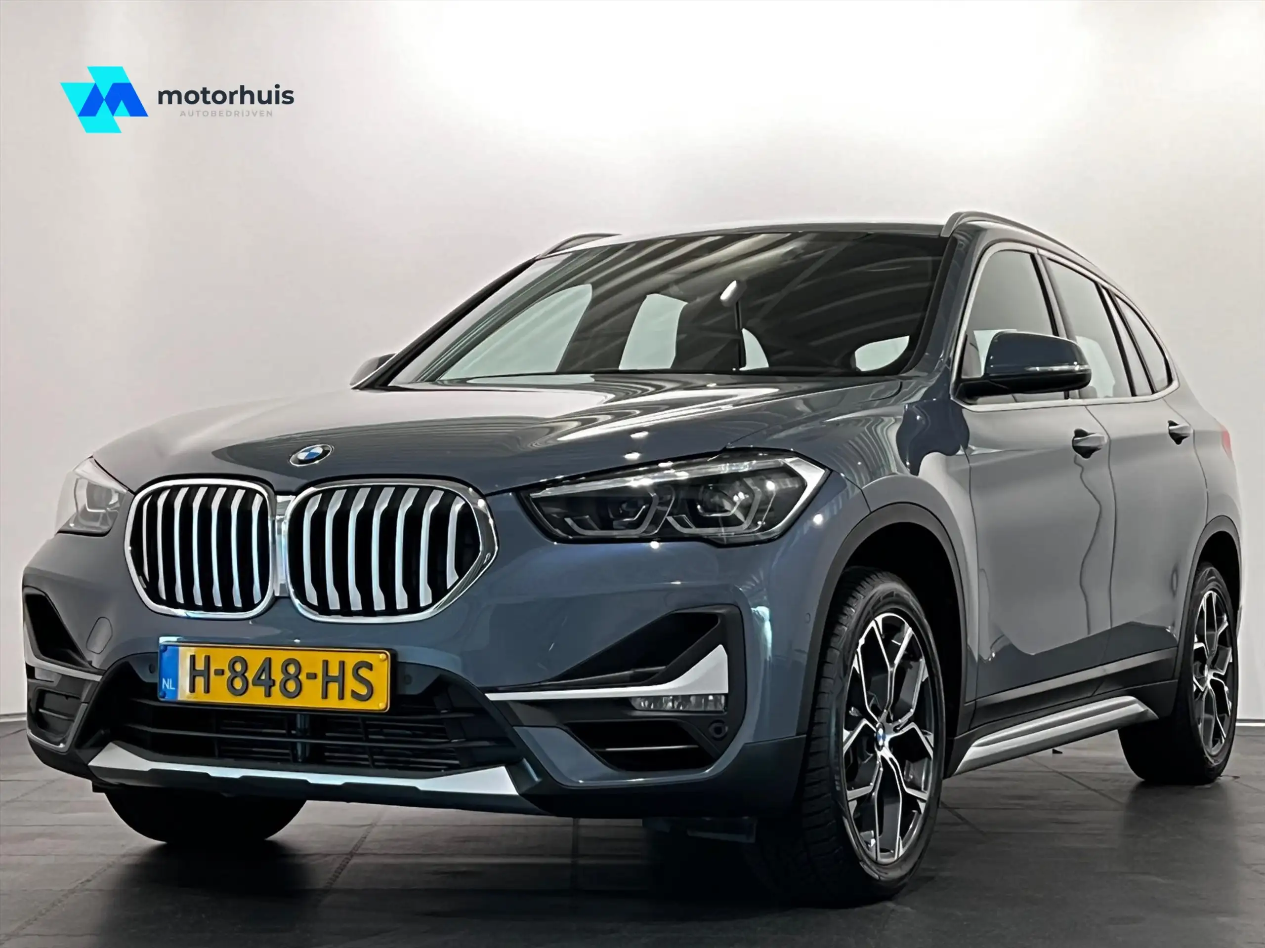 BMW - X1