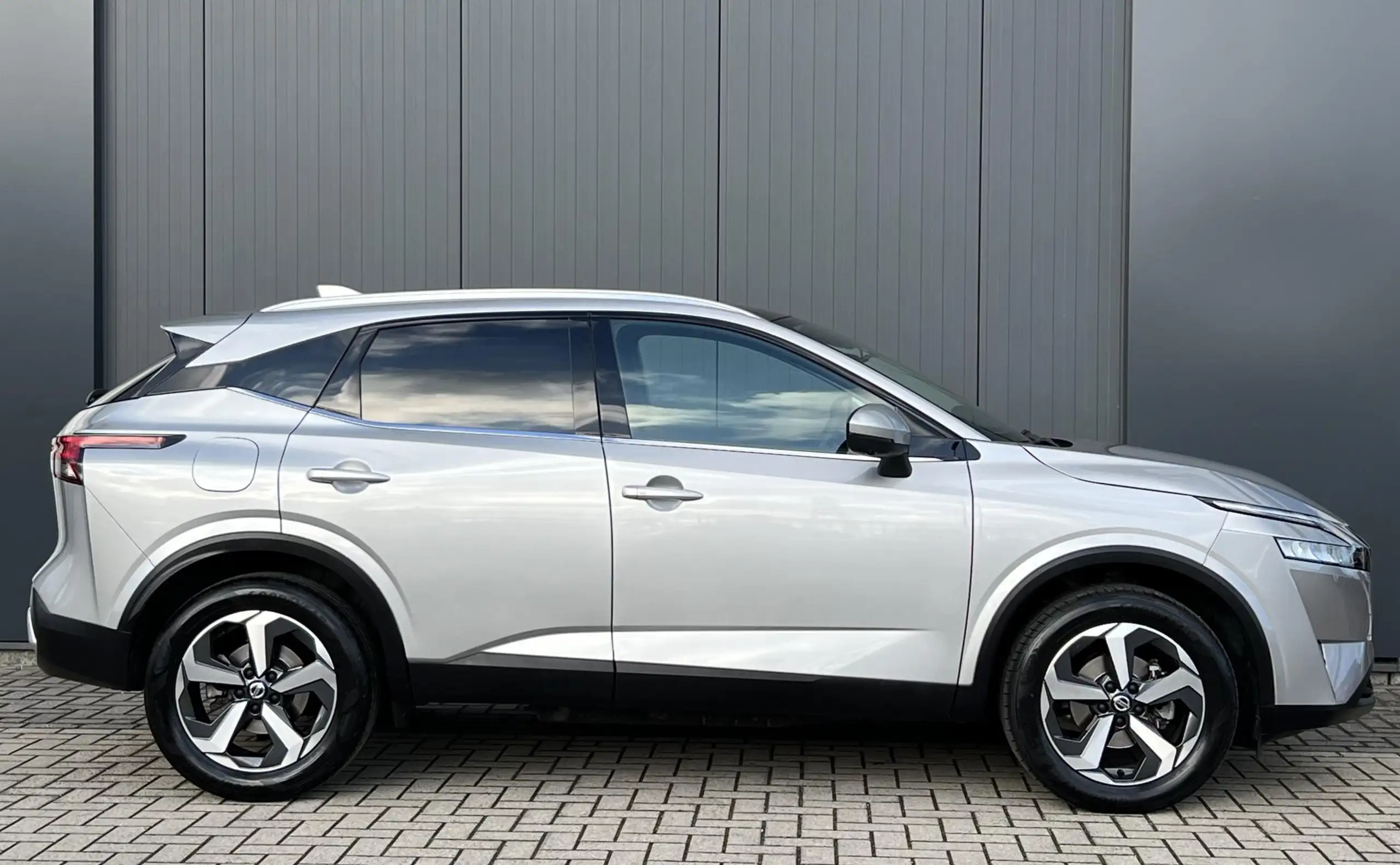 Nissan - Qashqai