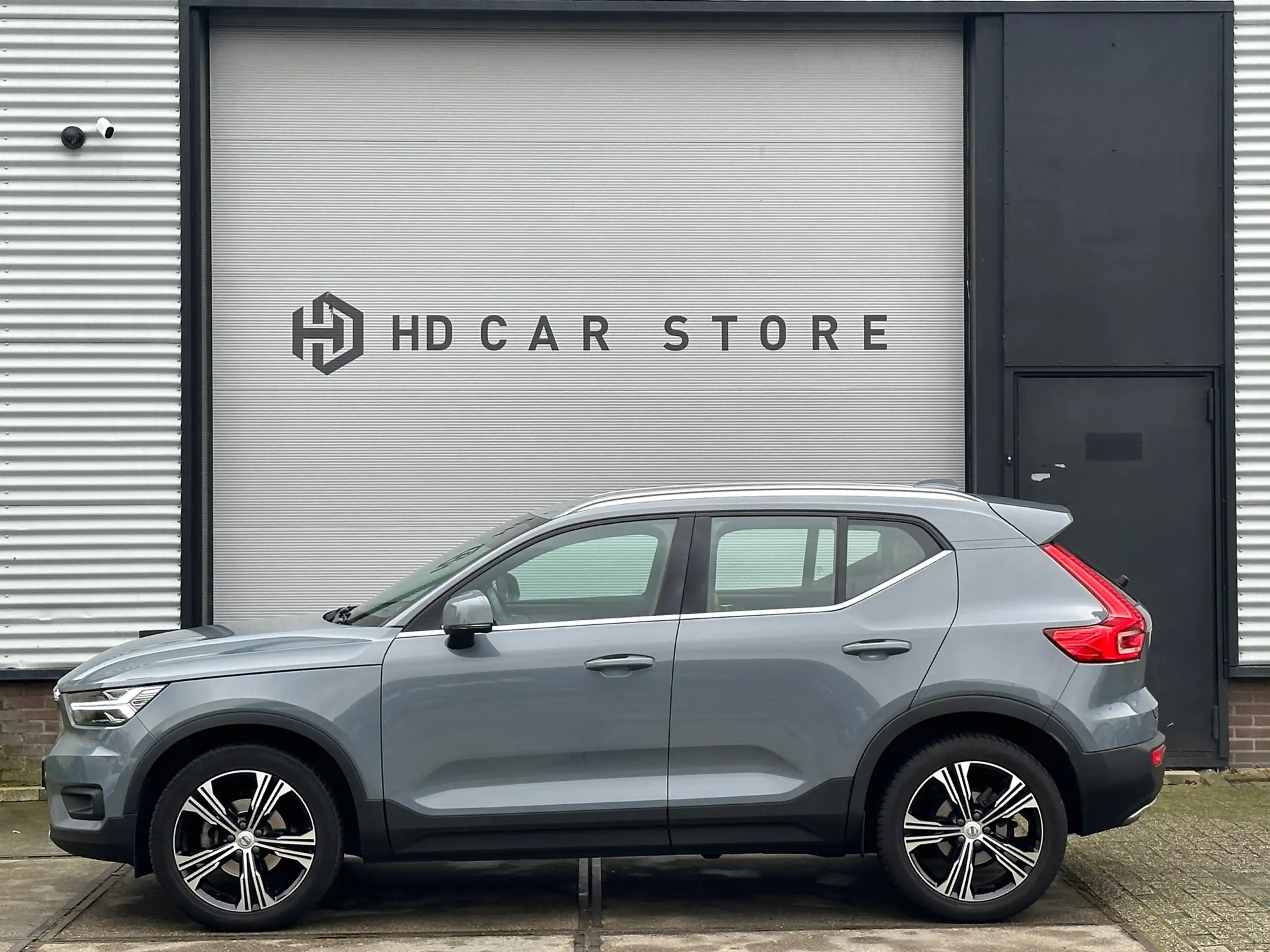 Volvo - XC40