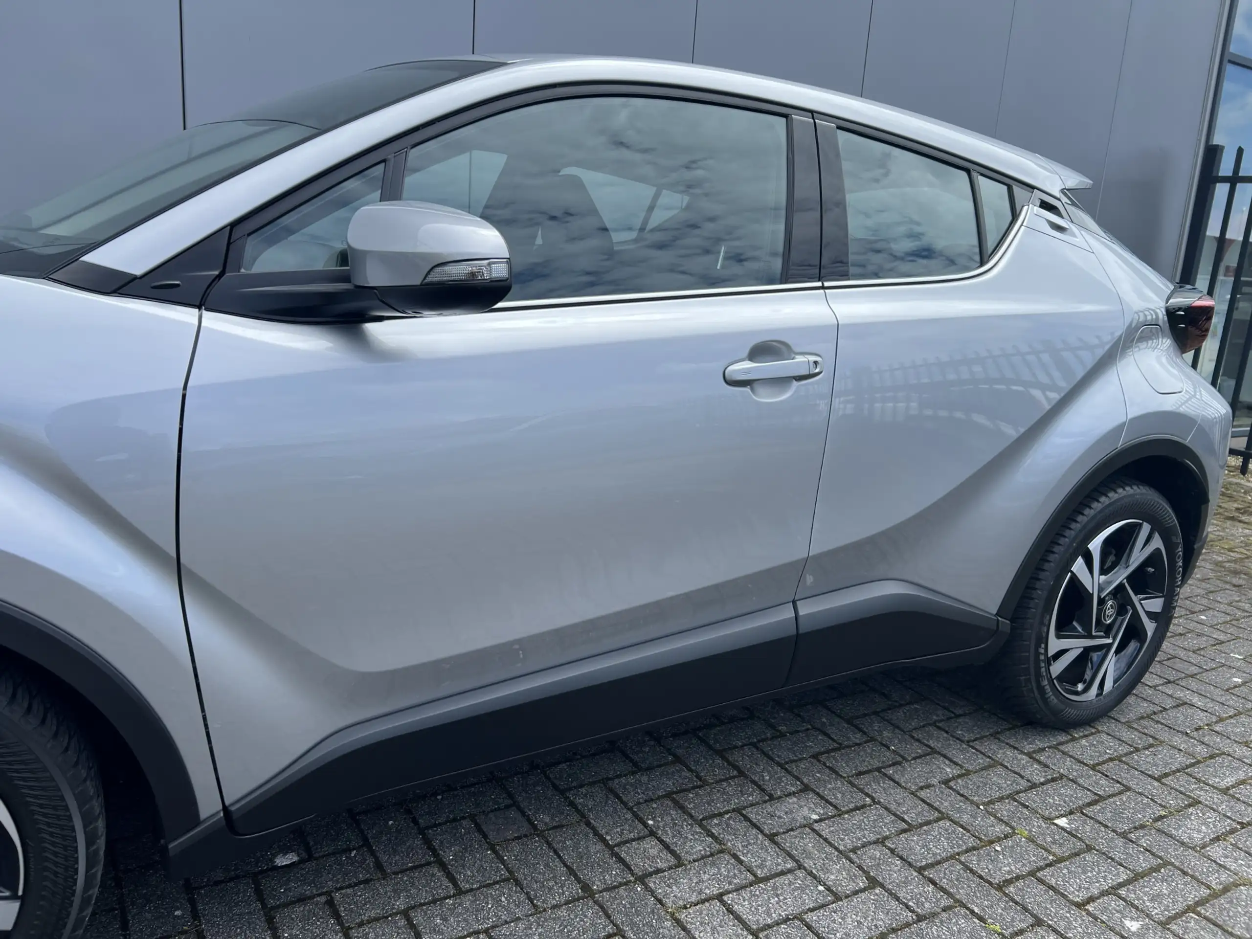 Toyota - C-HR