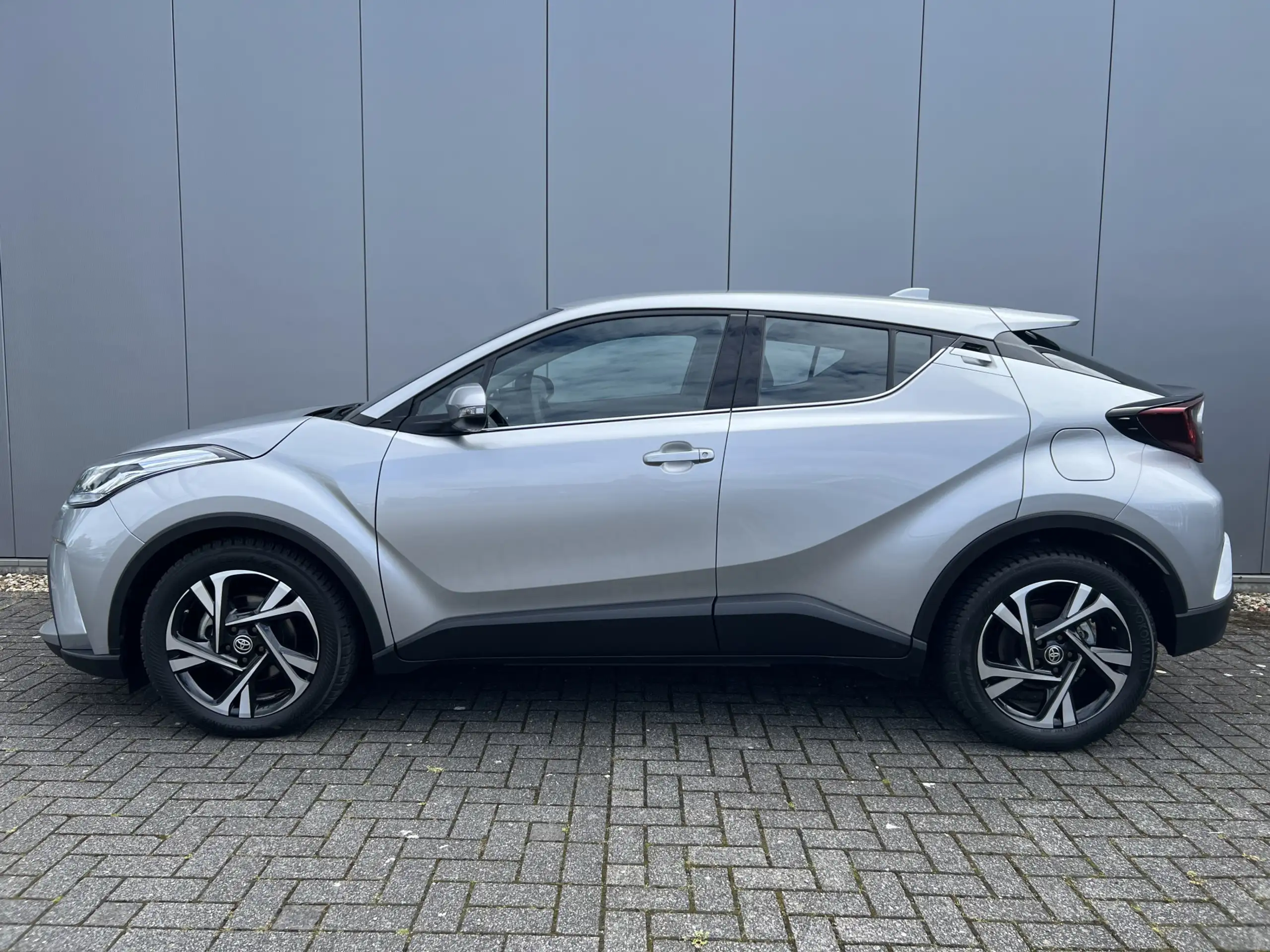 Toyota - C-HR