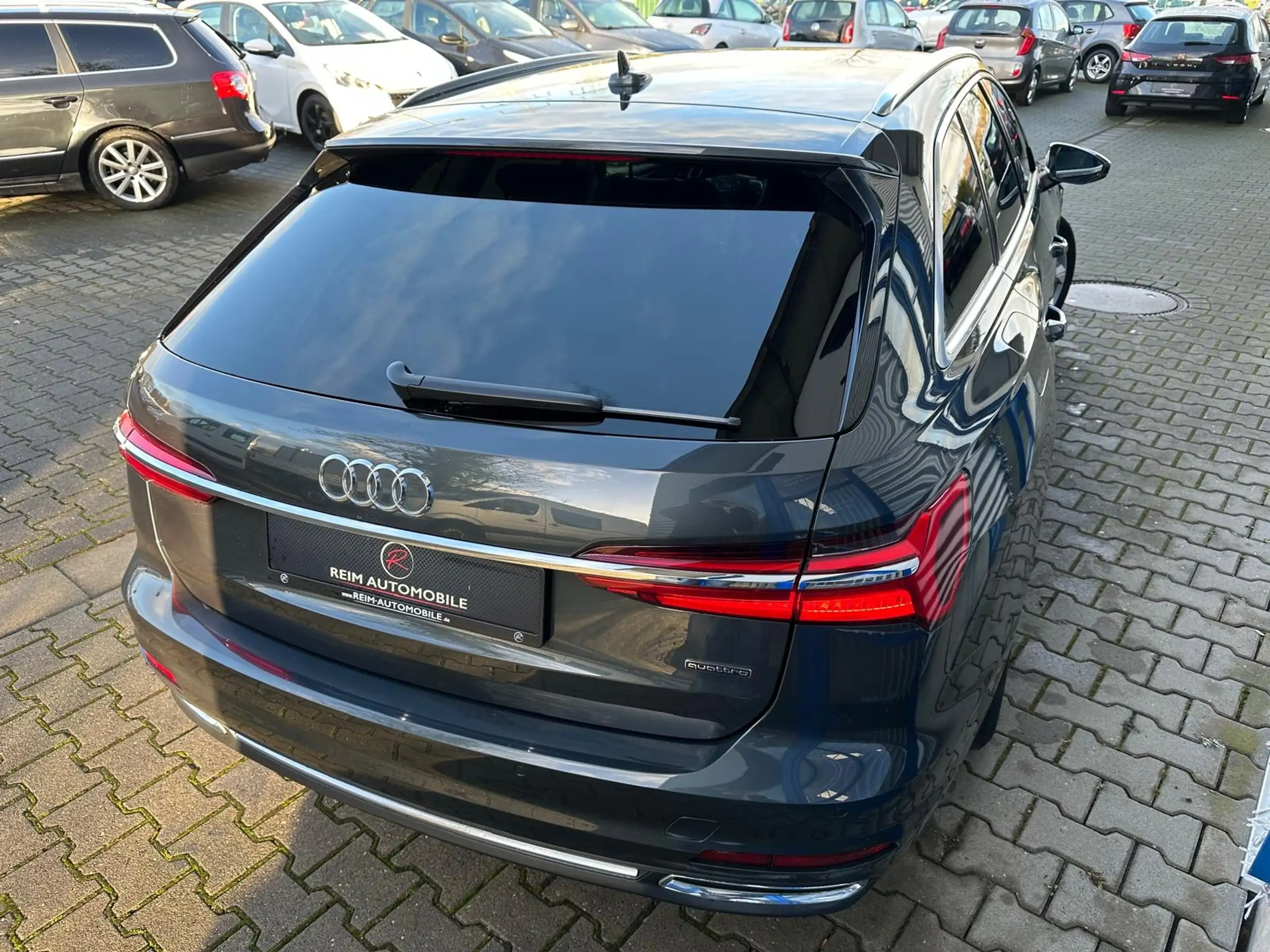 Audi - A6