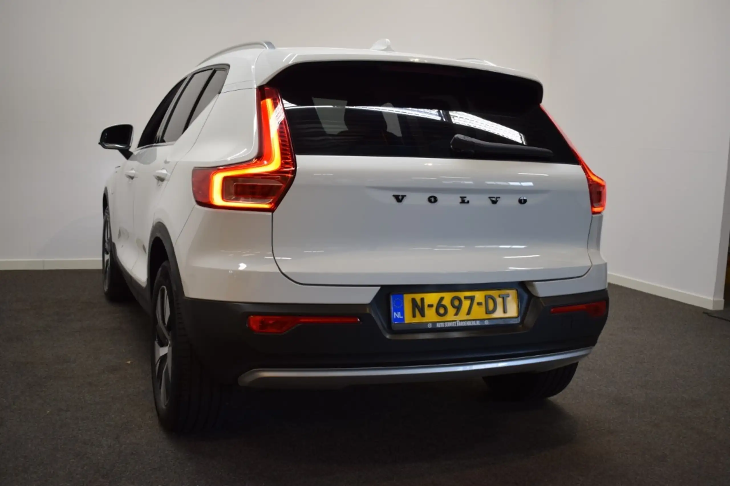 Volvo - XC40