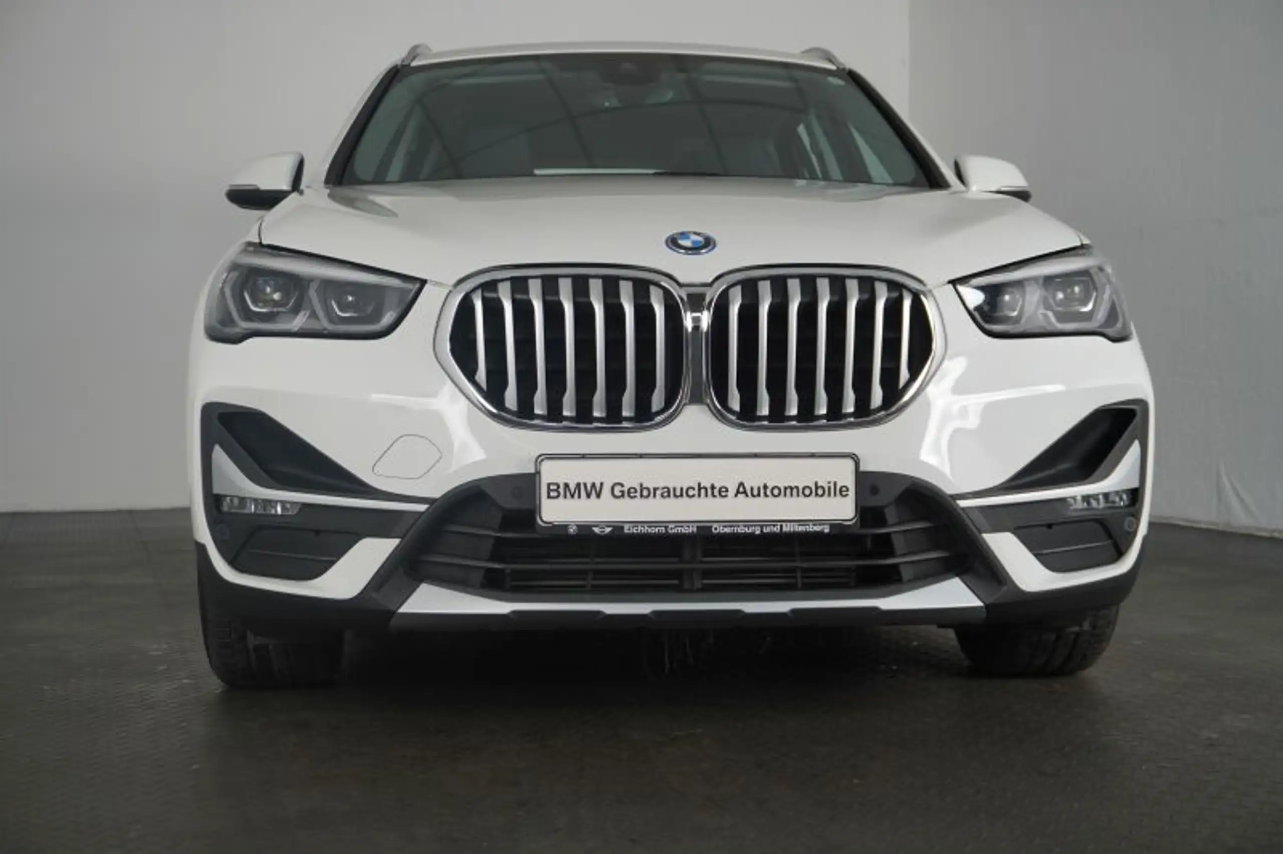 BMW - X1