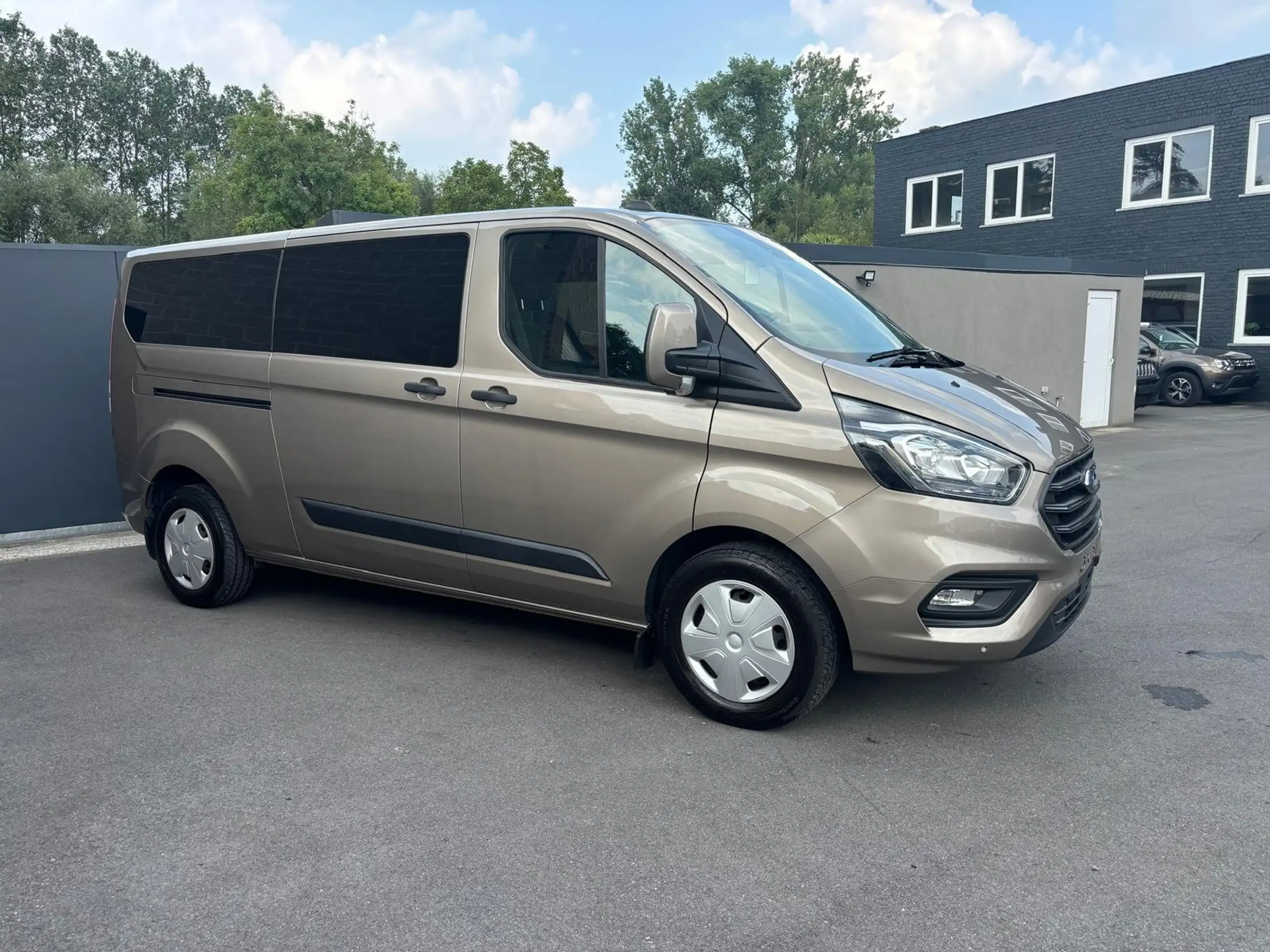 Ford - Transit Custom