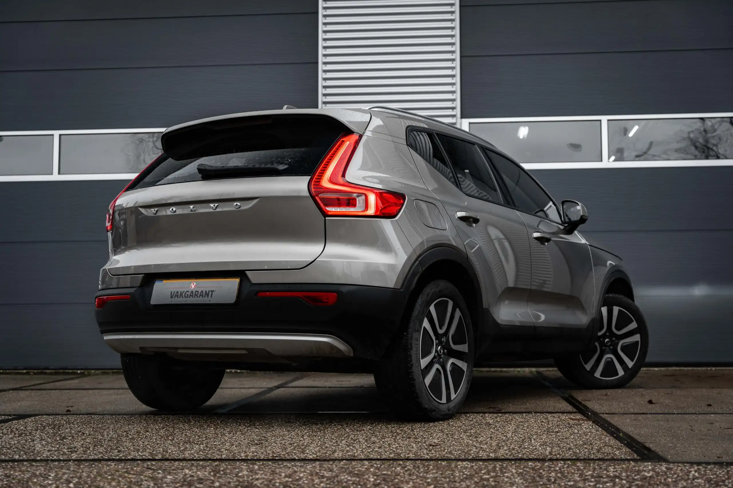 Volvo - XC40